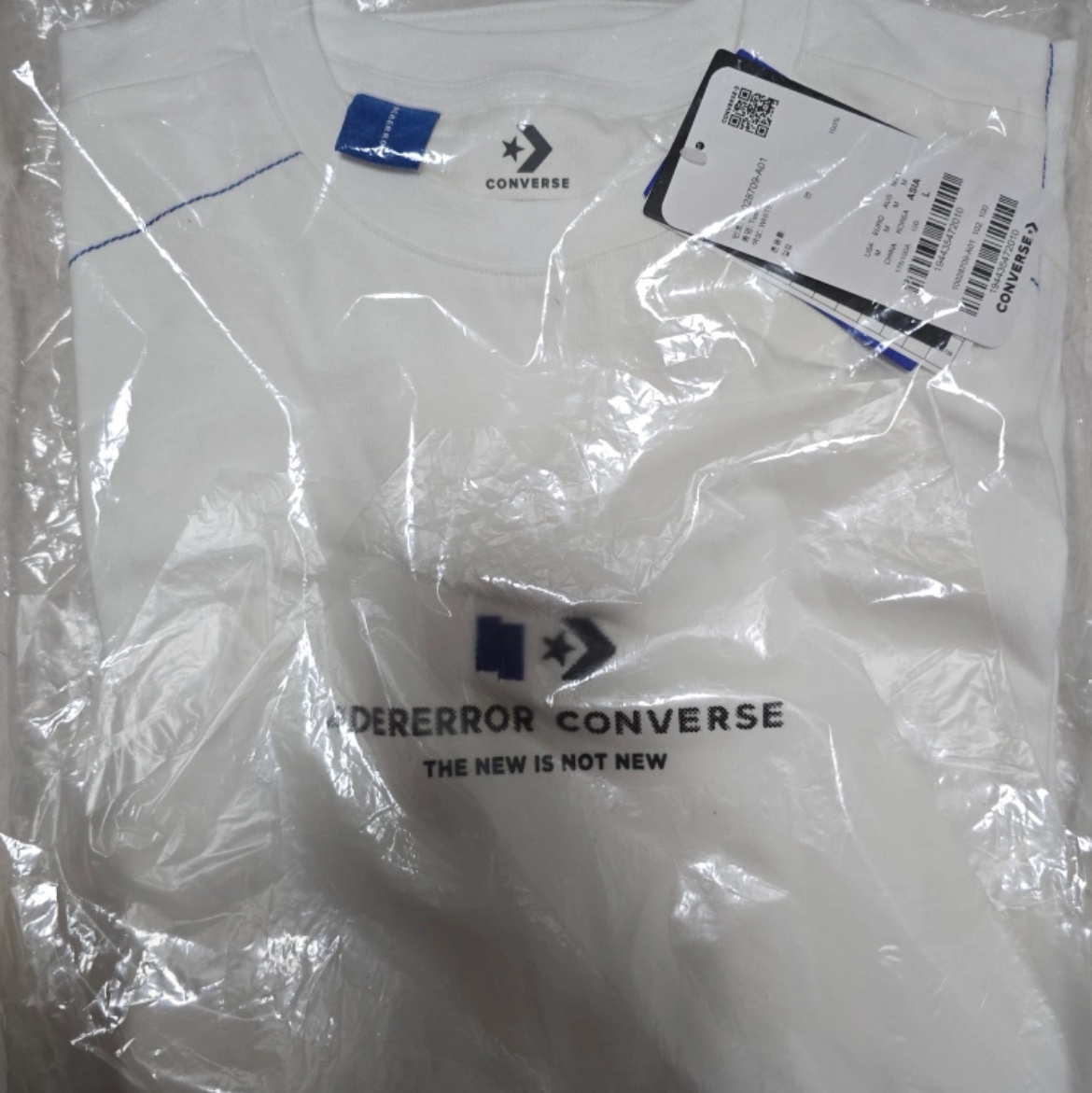 Converse x Ader Error T-Shirt Cloud Dancer 착용 스타일