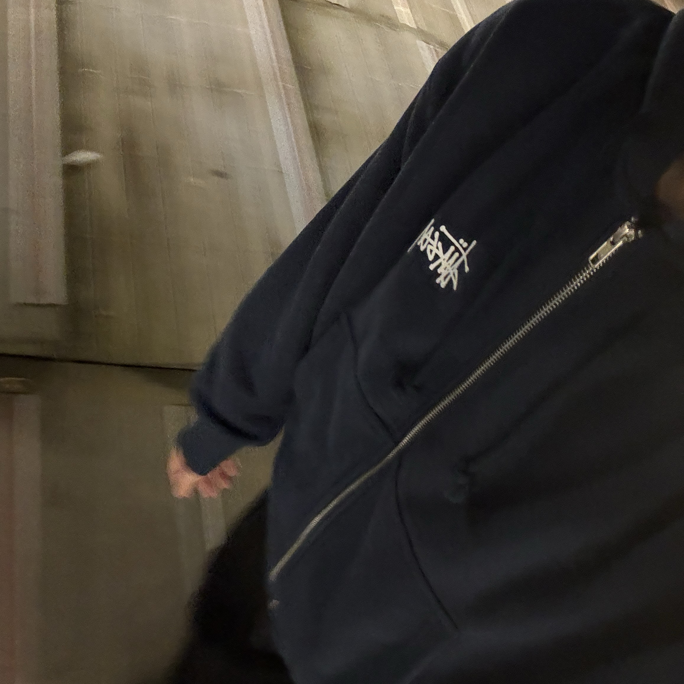 Stussy Basic Stussy Zip Hoodie Navy 2024, 2025 착용 스타일