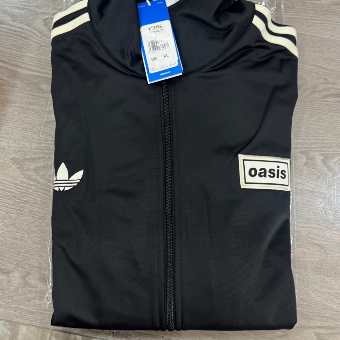 Adidas x Oasis Tour Firebird Track Top Black - KR Sizing 착용 스타일