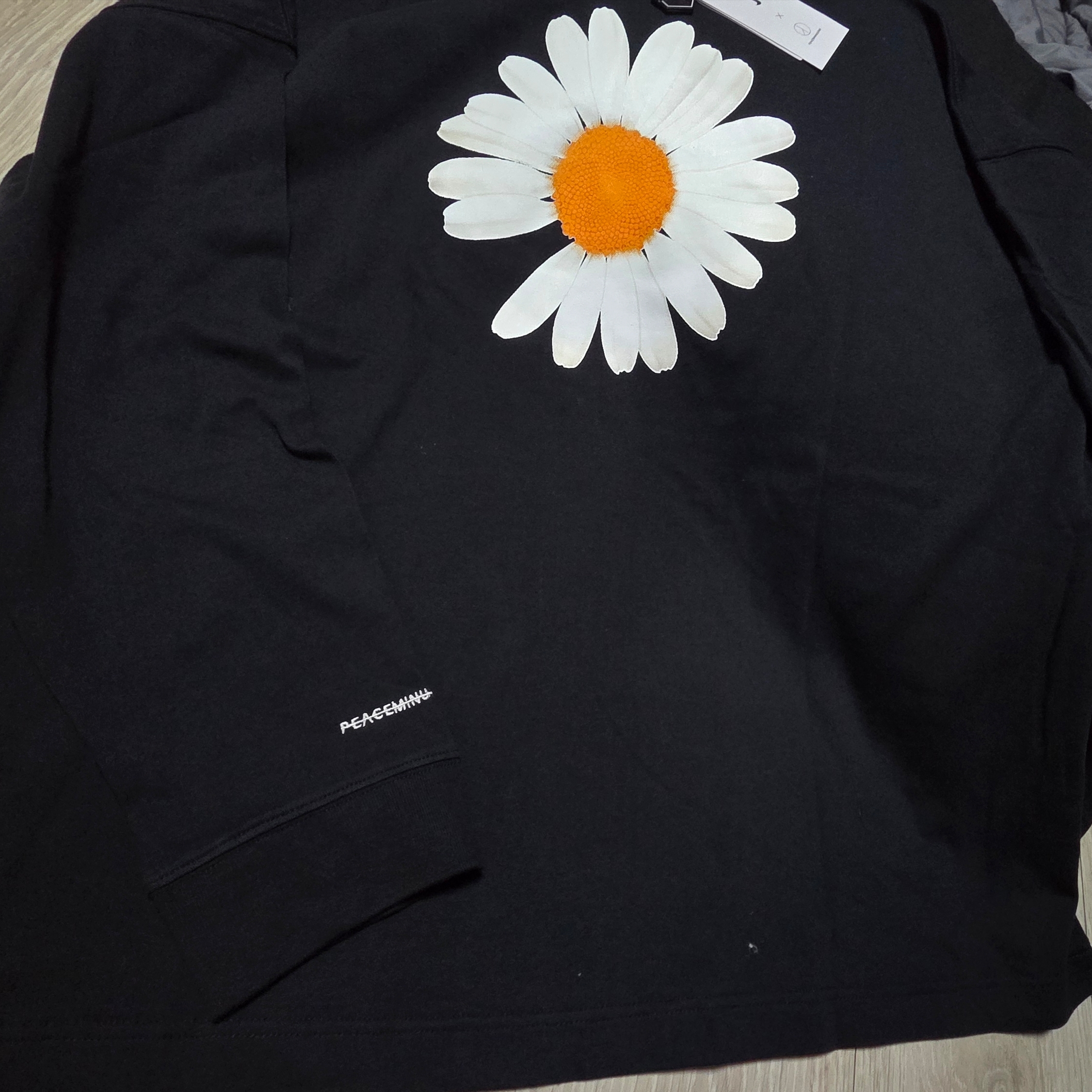 Nike x Peaceminusone LS T-Shirt Black (DR0098-010) 착용 스타일 - 1