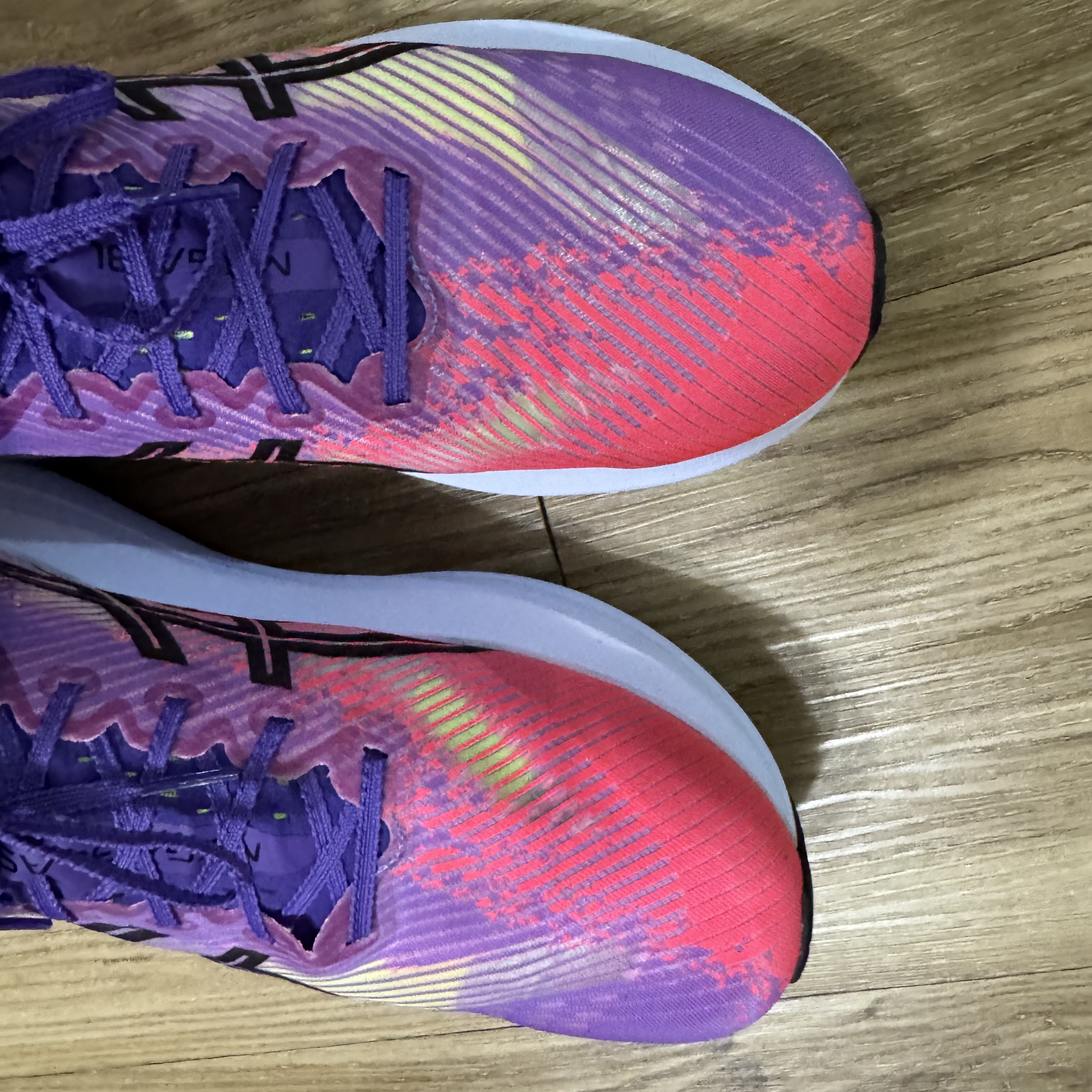 Asics Megablast Edo Purple Black 착용 스타일