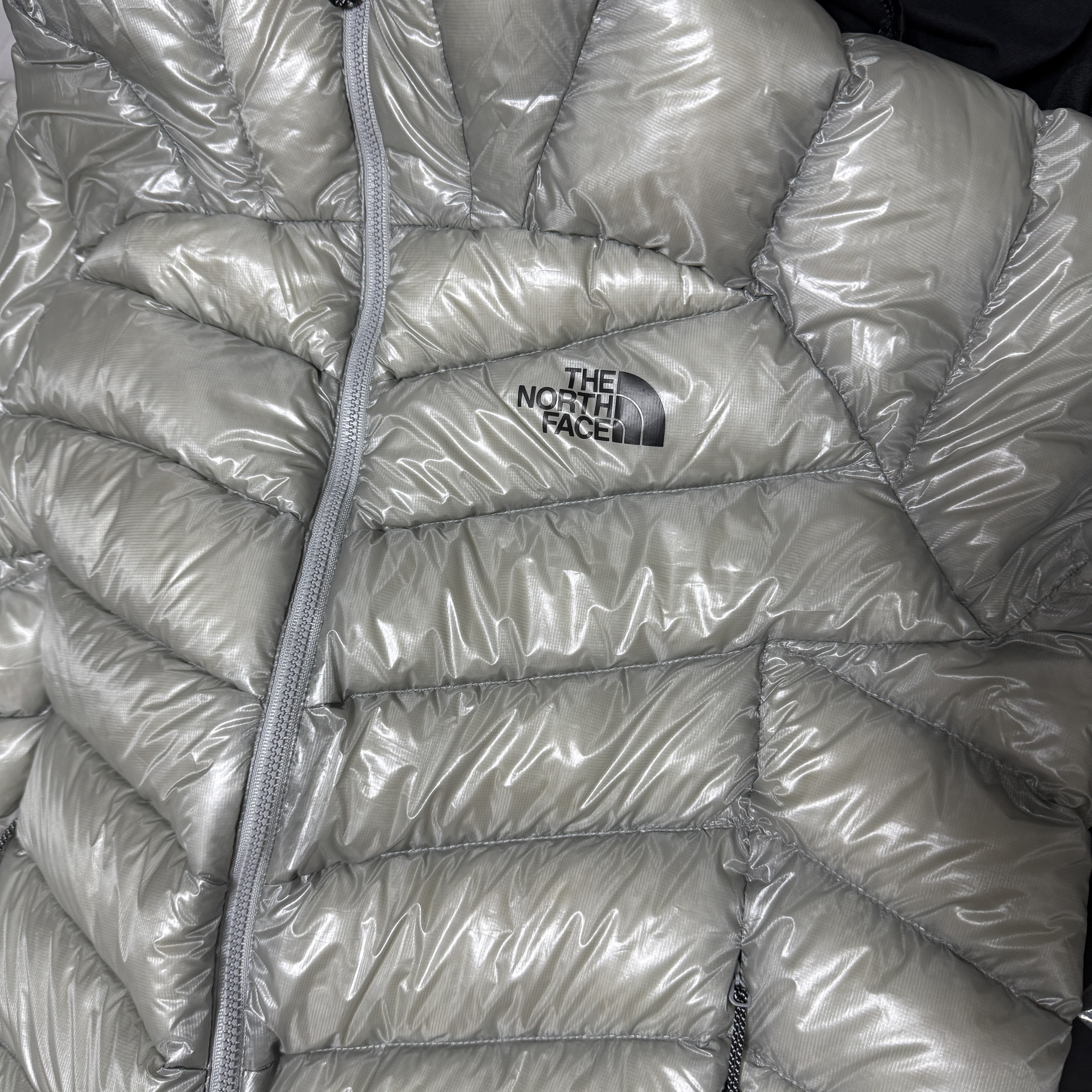 The North Face Summit Mattehorn RDS Down Jacket Light Gray, The North Face Summit Mattehorn RDS Down Jacket Light Gray 착용 스타일