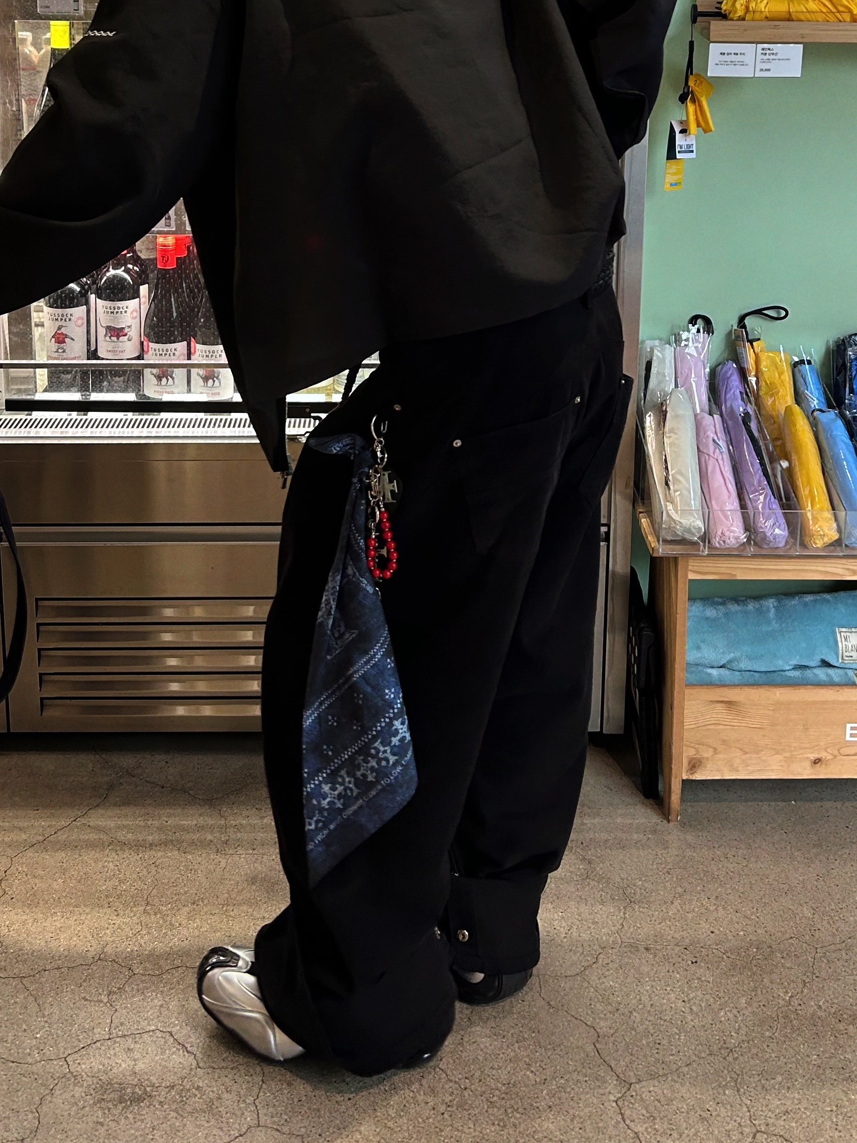 [더블적립]Farfromwhat Far Structured Hem Pants, [더블적립]Farfromwhat Far Weaving Belt Black 착용 스타일 - 7