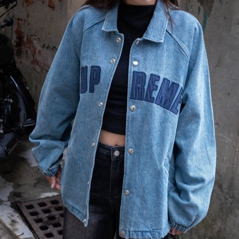 Supreme Arc Denim Coaches Jacket Washed Indigo - 25SS 착용 스타일 - 4