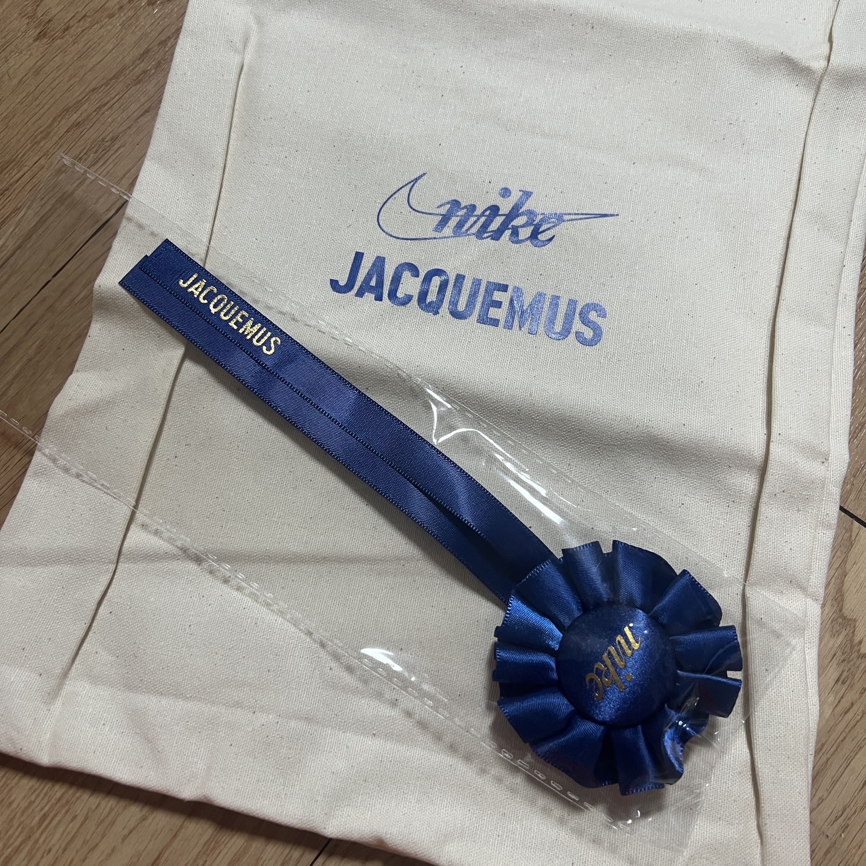 Nike x Jacquemus Moon Shoe SP Off Noir Cashmere 착용 스타일 - 5