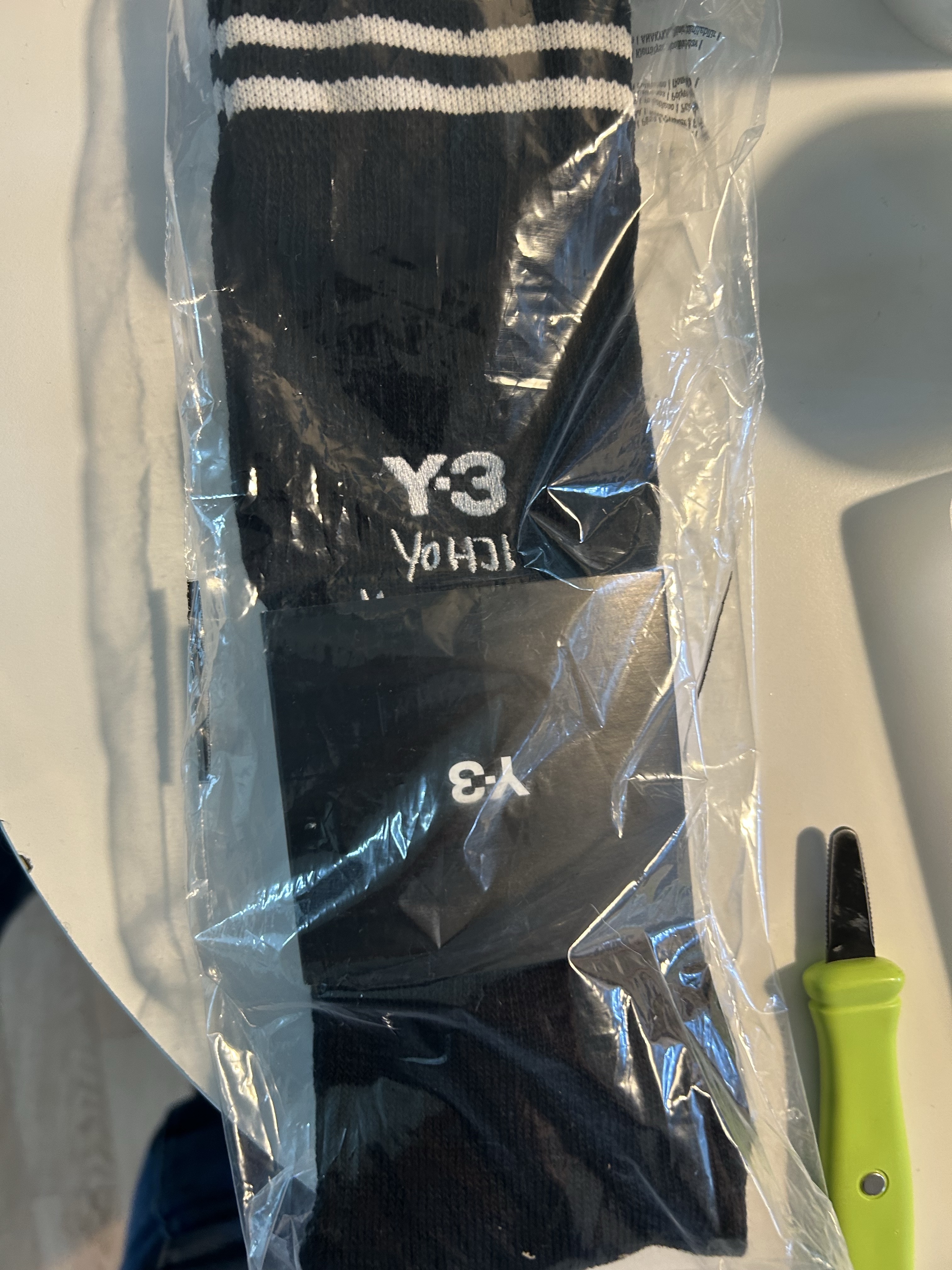 Y-3 Heritage High Socks Black 착용 스타일
