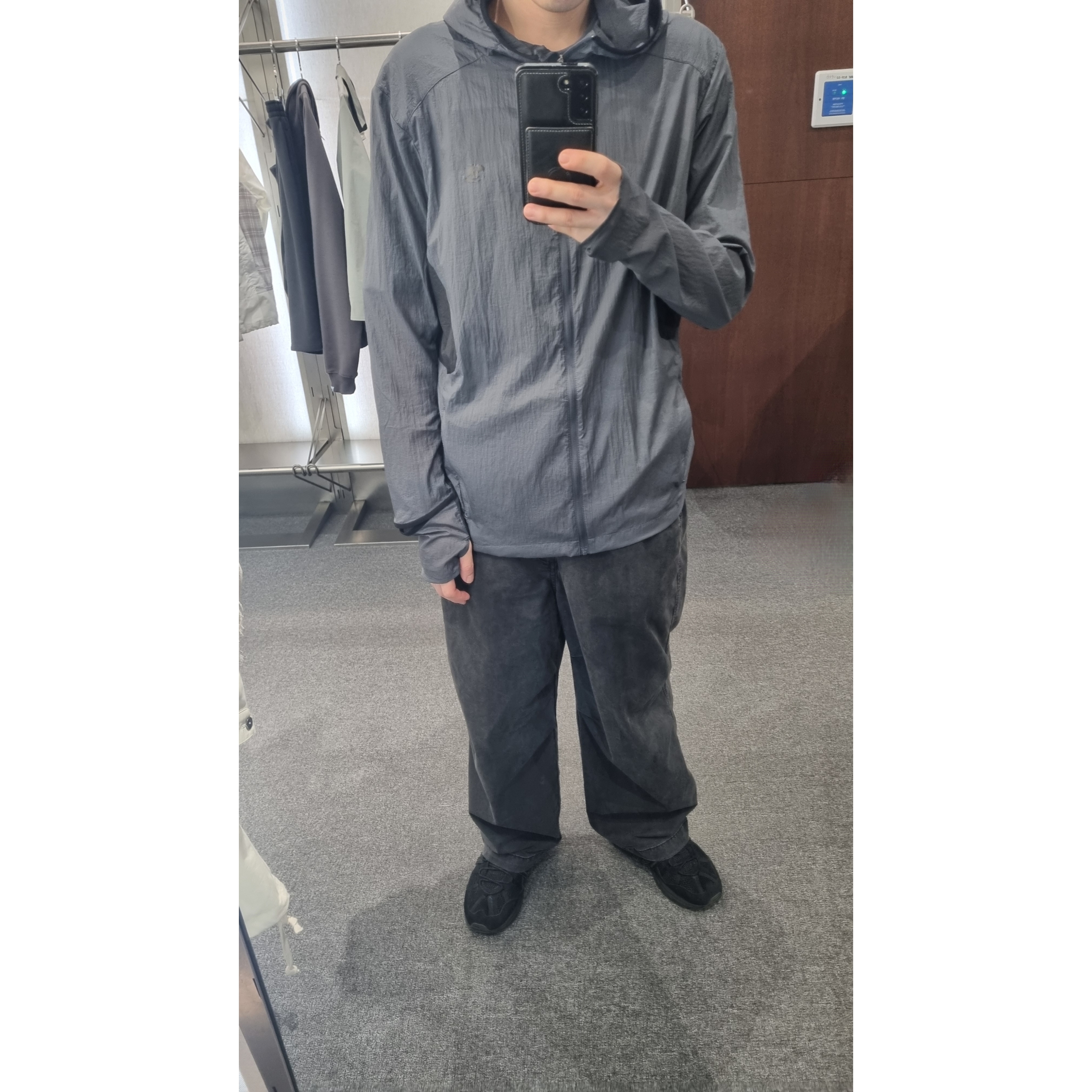 Sansan Gear Air Dash Jacket Charcoal - 24SS, Asics Gel-Sonoma 15-50 Black 착용 스타일 - 1