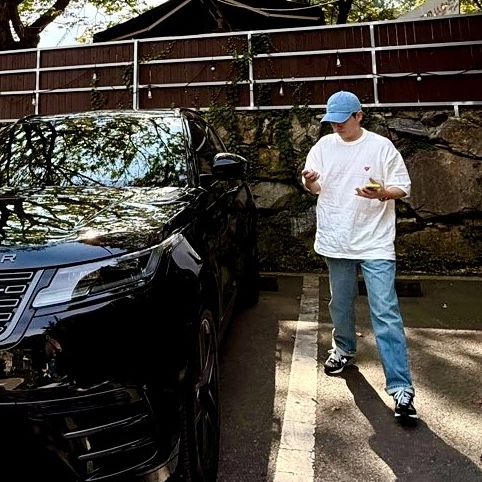 New Balance 993 Made in USA Black - D Standard, Human Made Graphic T-Shirt #1 White 착용 스타일 - 3