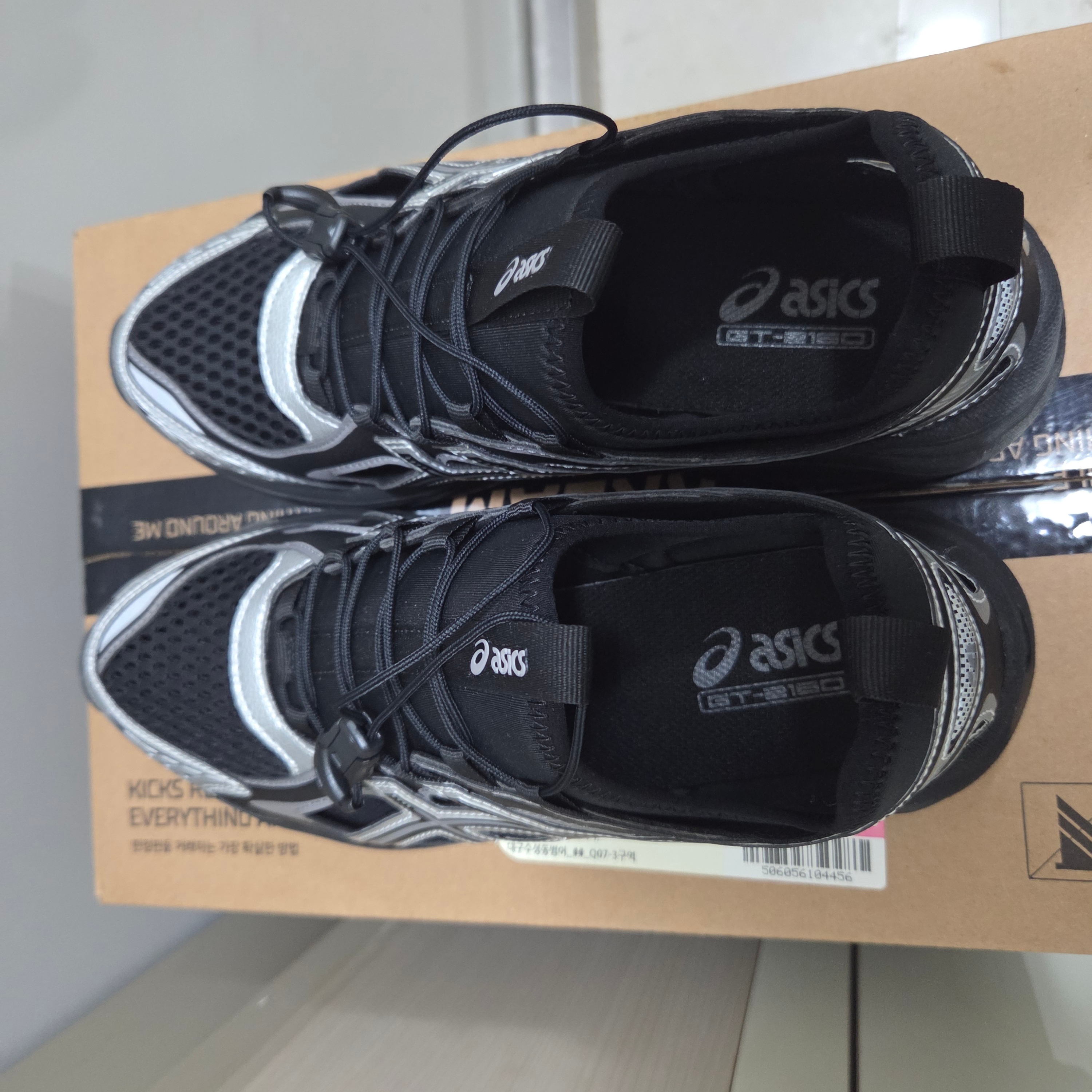 Asics GT-2160 Breeze Black Pure Silver 착용 스타일 - 2