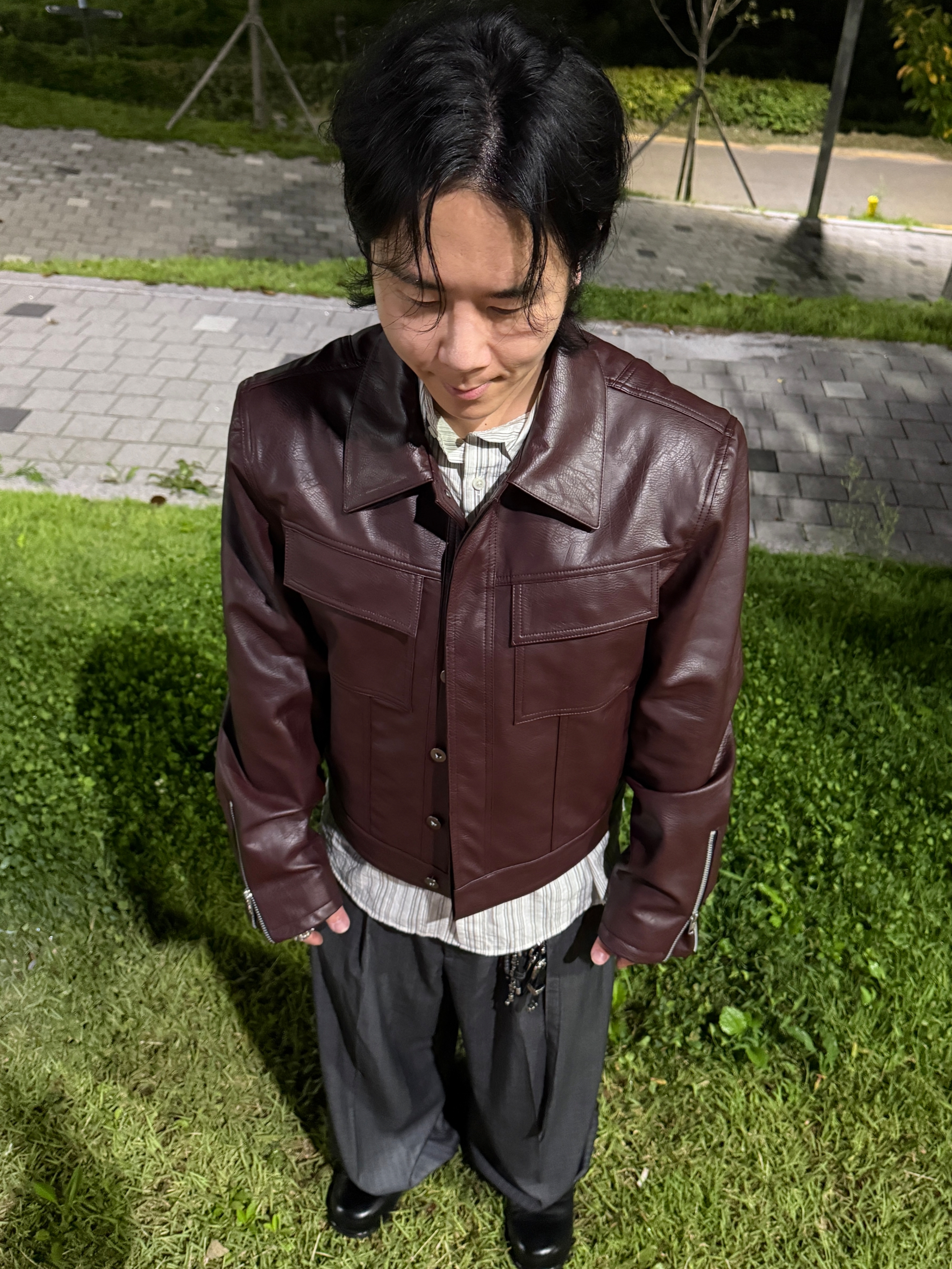 Haleine Trucker Faux Leather Jacket Burgundy (WJ346) 착용 스타일 - 9