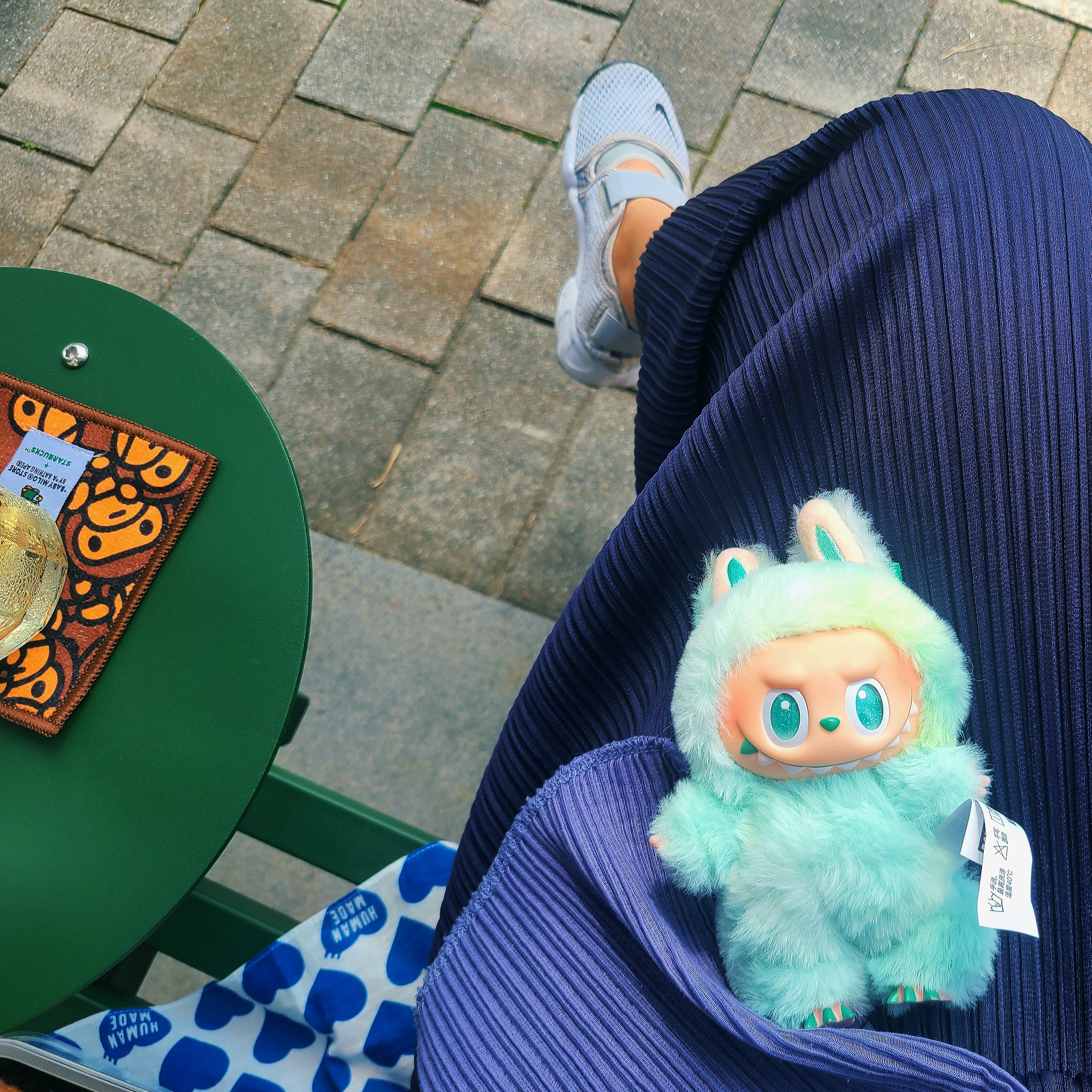 Starbucks x BAPE Baby Milo Coaster, (GS/PS) Nike Air Rift Wolf Grey Black 착용 스타일