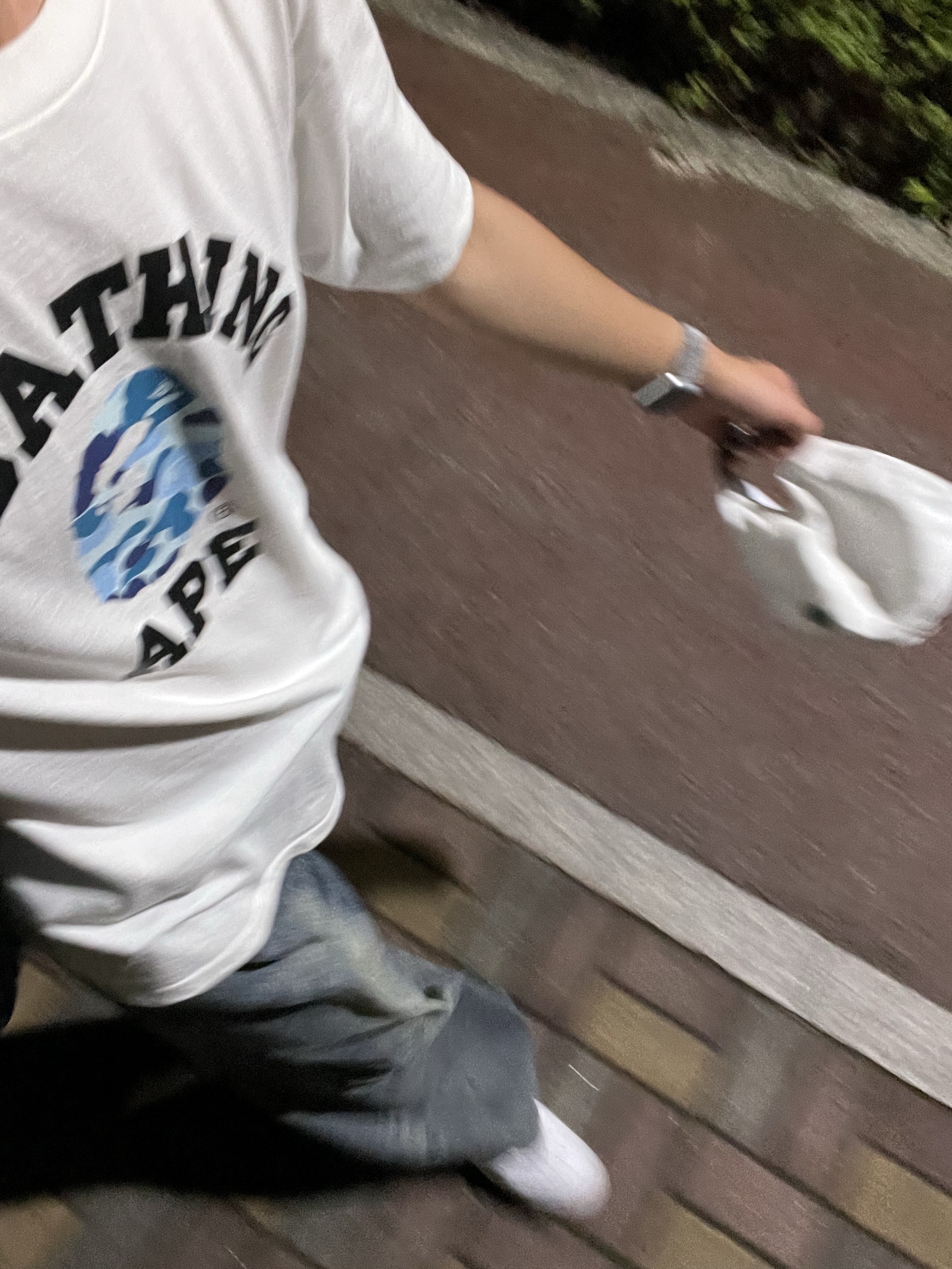 BAPE ABC Camo College T-Shirt White Blue 착용 스타일