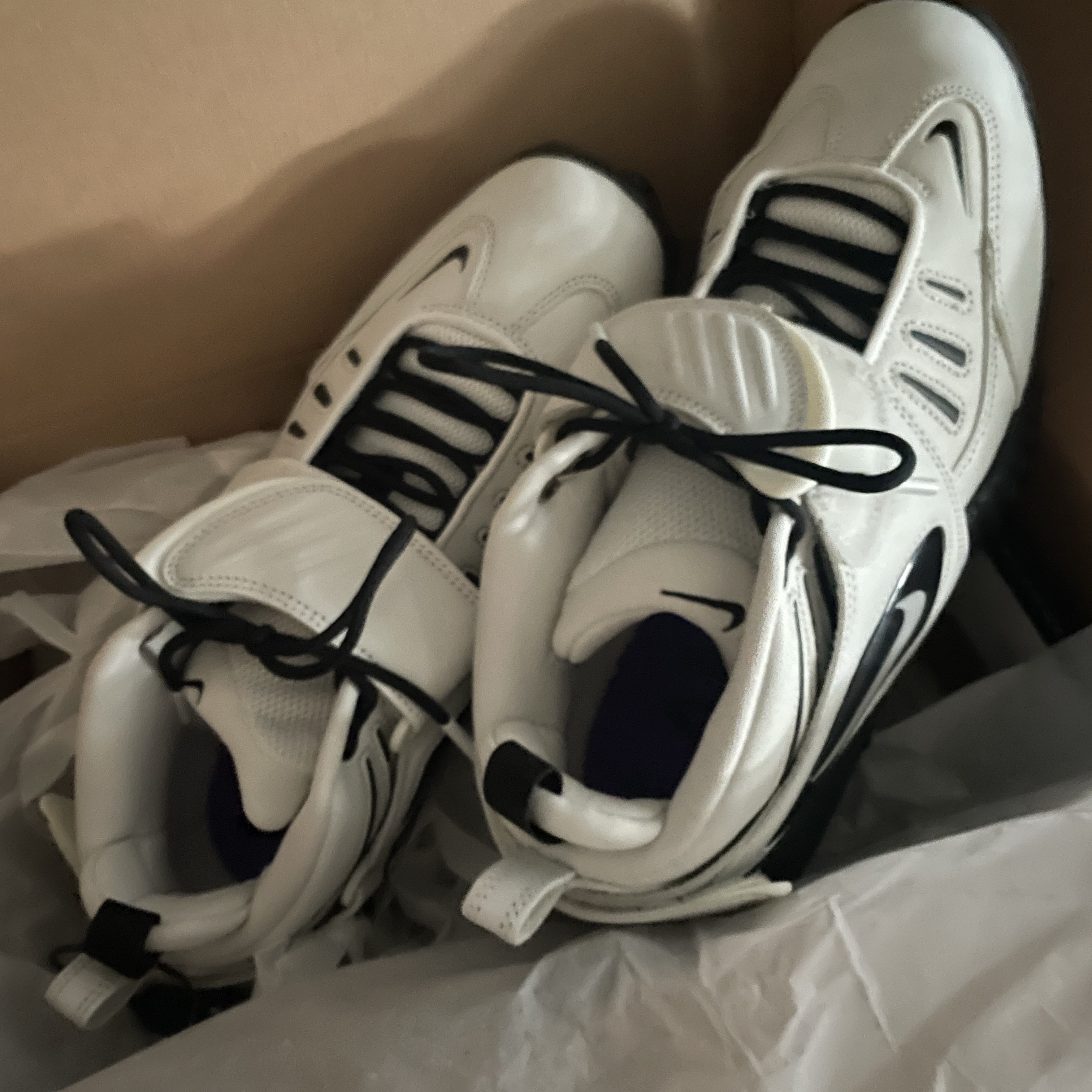 Nike x Ambush Air Adjust Force SP Summit White and Black 착용 스타일