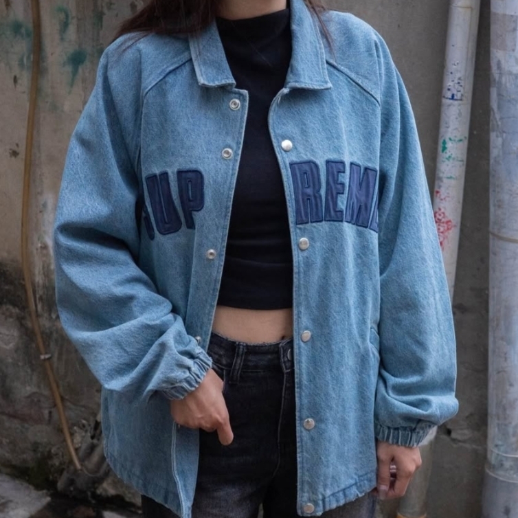 Supreme Arc Denim Coaches Jacket Washed Indigo - 25SS 착용 스타일 - 5