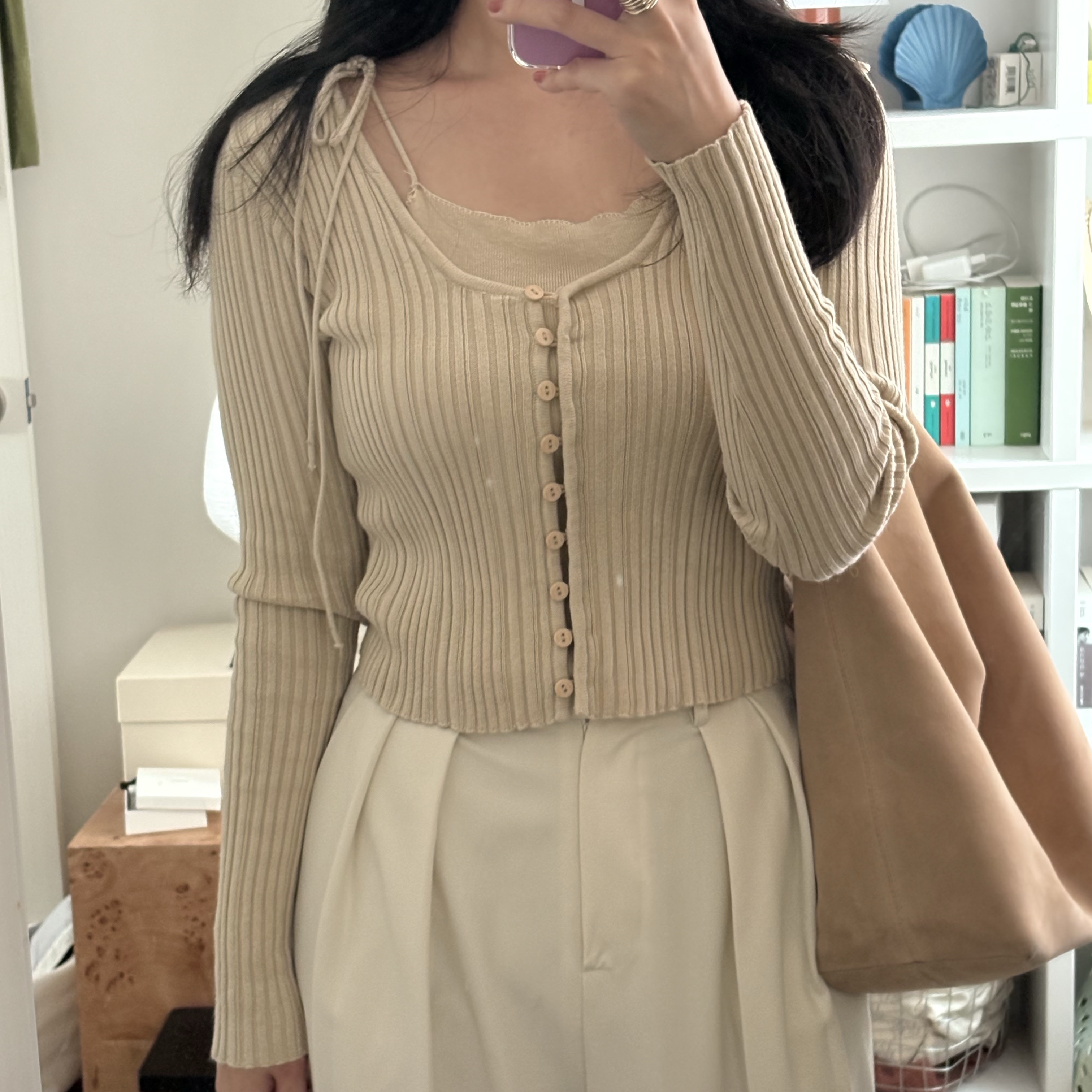 Aviemuah Ave Mac Phone Knob Rhodium, (W) Aviemuah String Top Layered Modal Cardigan Beige 착용 스타일 - 3