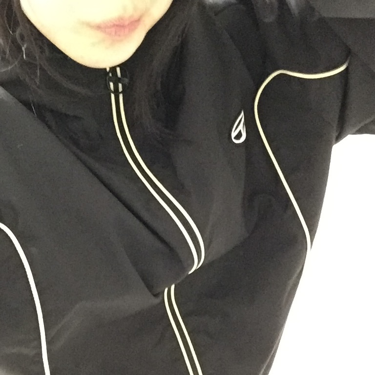 Diesel J-Hives Windbreaker with Contrast Piping Black, Mizuno MXR Harbor Mist Iron Gate 착용 스타일 - 2