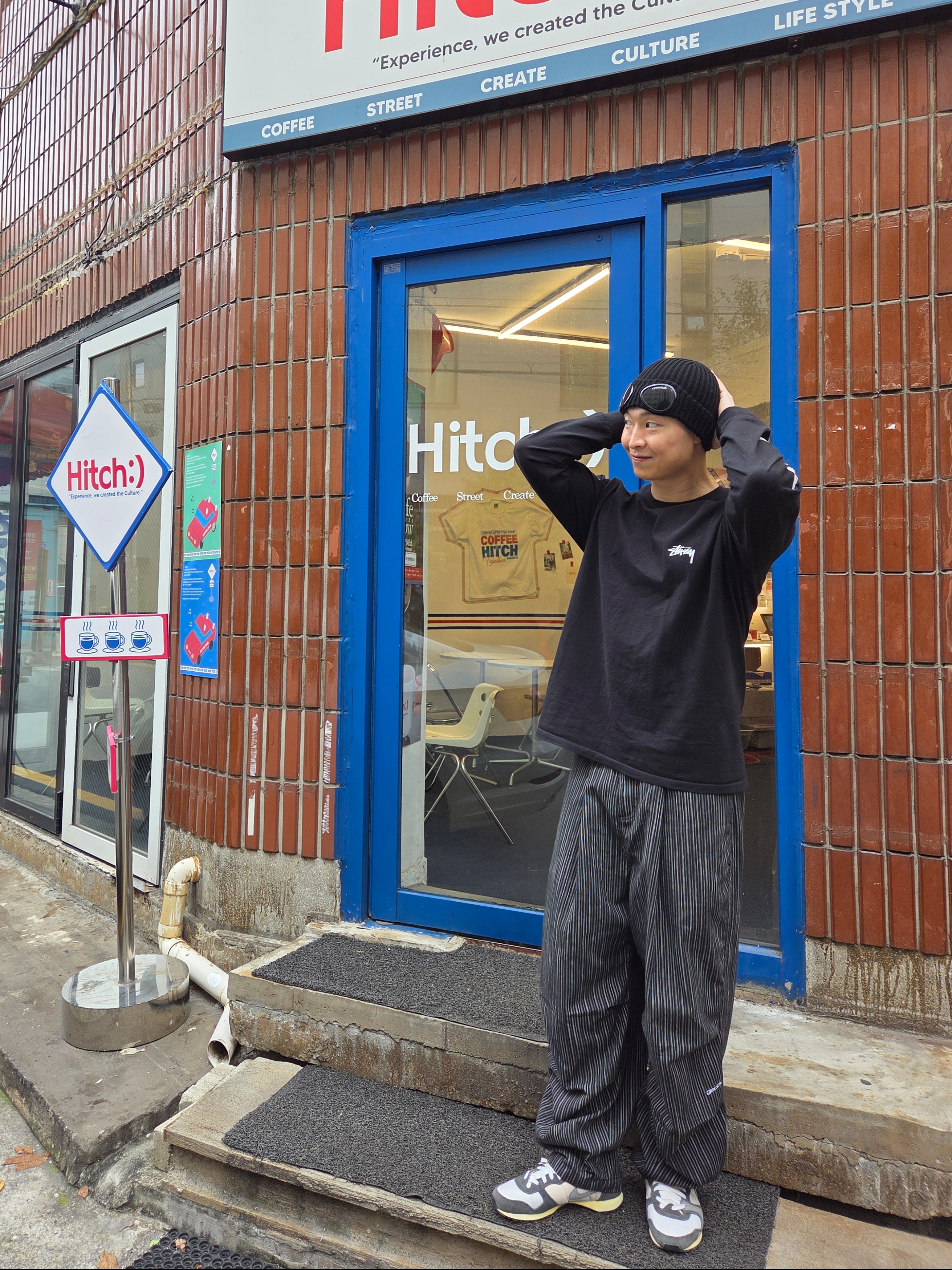 C.P. Company Extra Fine Merino Wool Goggle Beanie Black - 24FW, Stussy Stars LS T-Shirt Black 착용 스타일 - 1