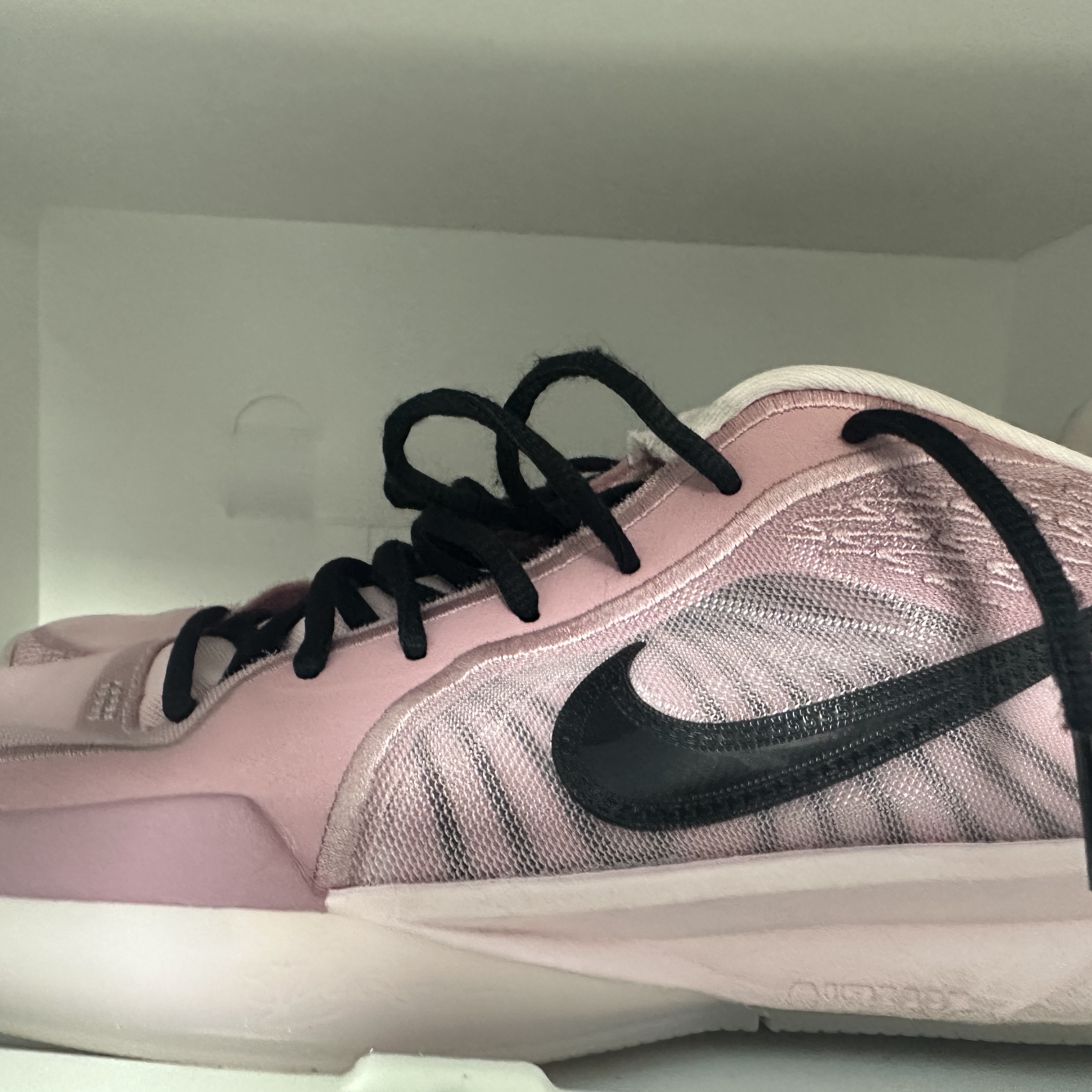 Nike Sabrina 2 EP Pink Foam Black 착용 스타일