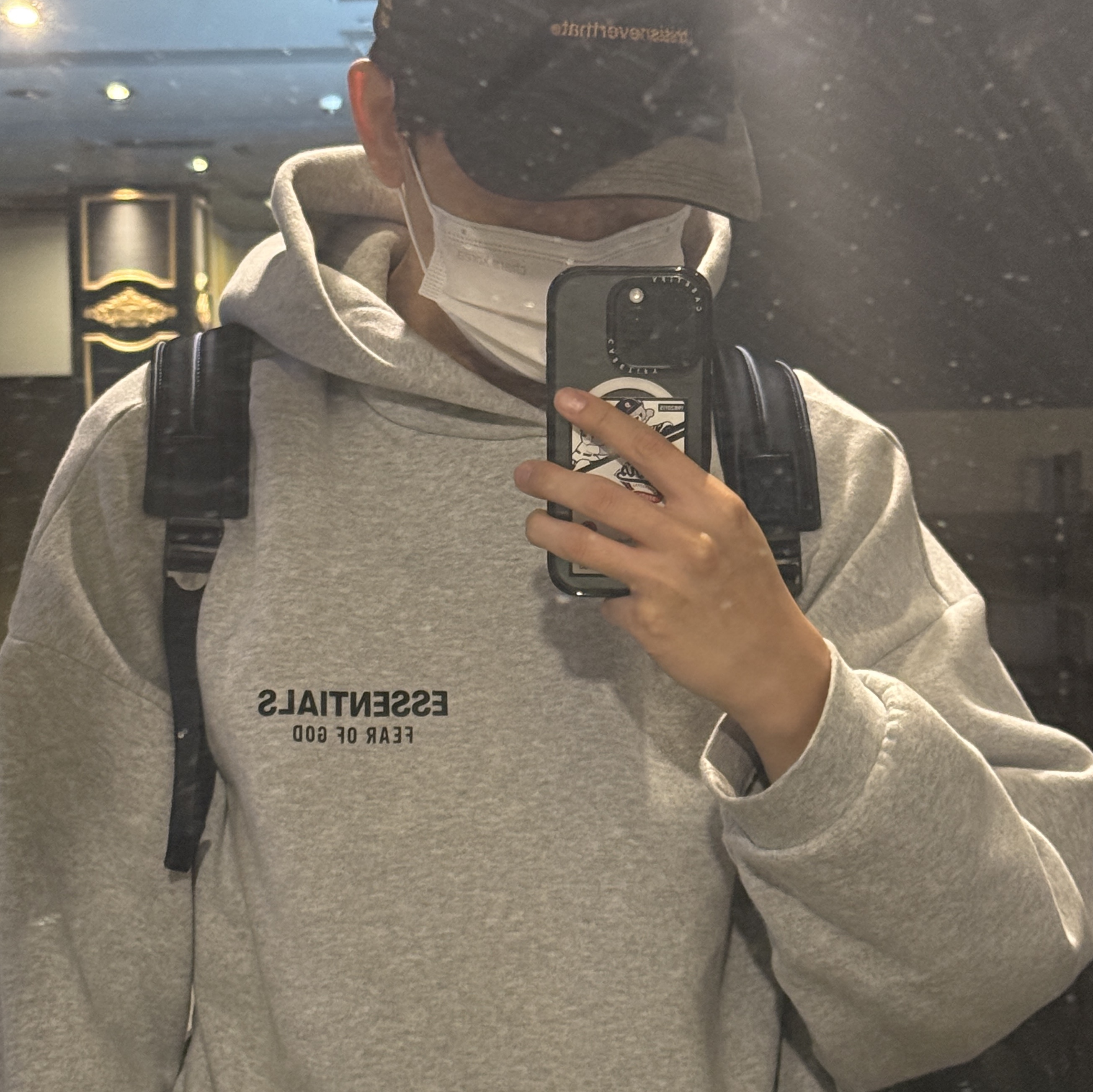 Essentials Fleece Hoodie Light Heather Grey - 24FW, Thisisneverthat Cap Black - Jeju Flagship Store Exclusive 착용 스타일