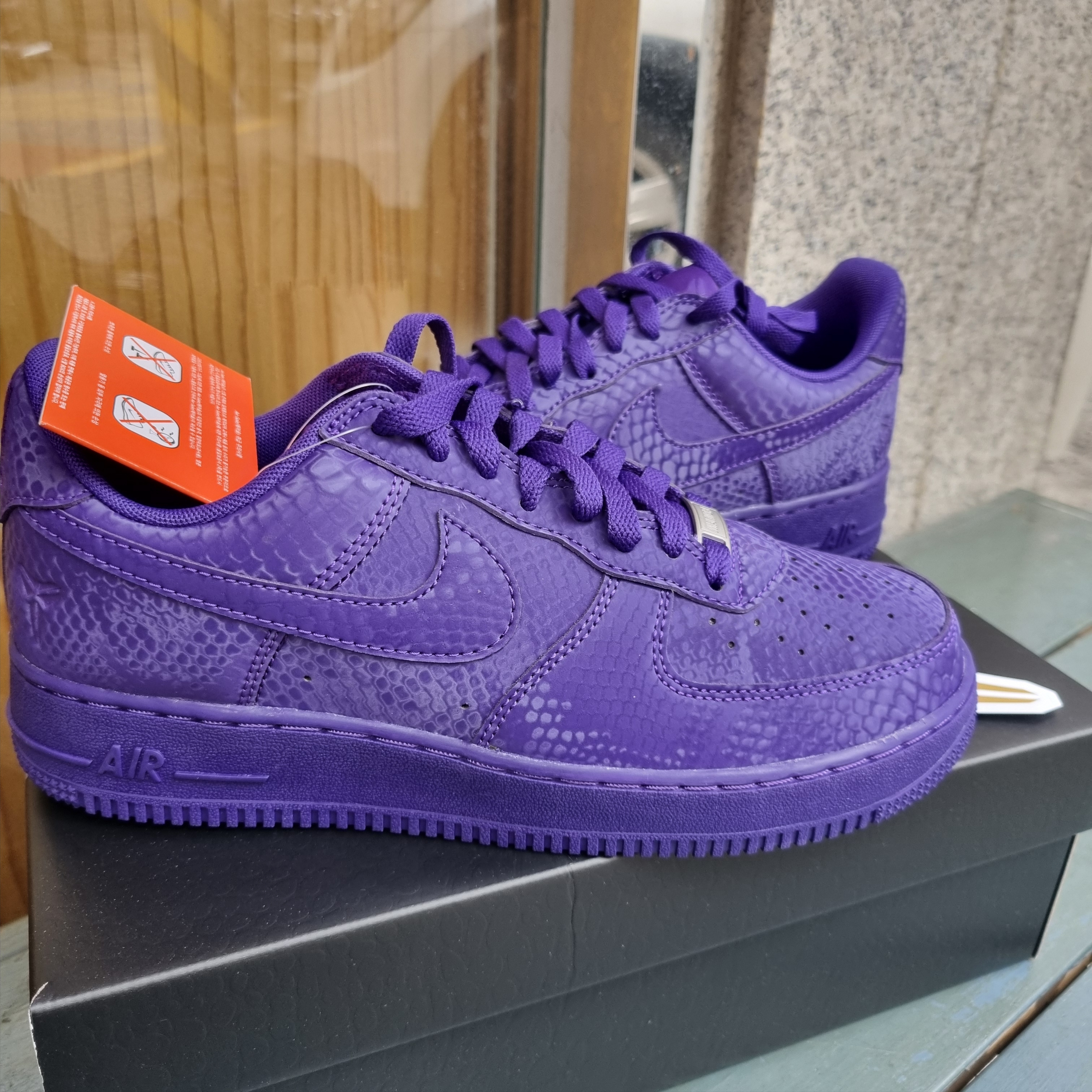 Nike x Kobe Bryant Air Force 1 Low Court Purple 착용 스타일 - 1