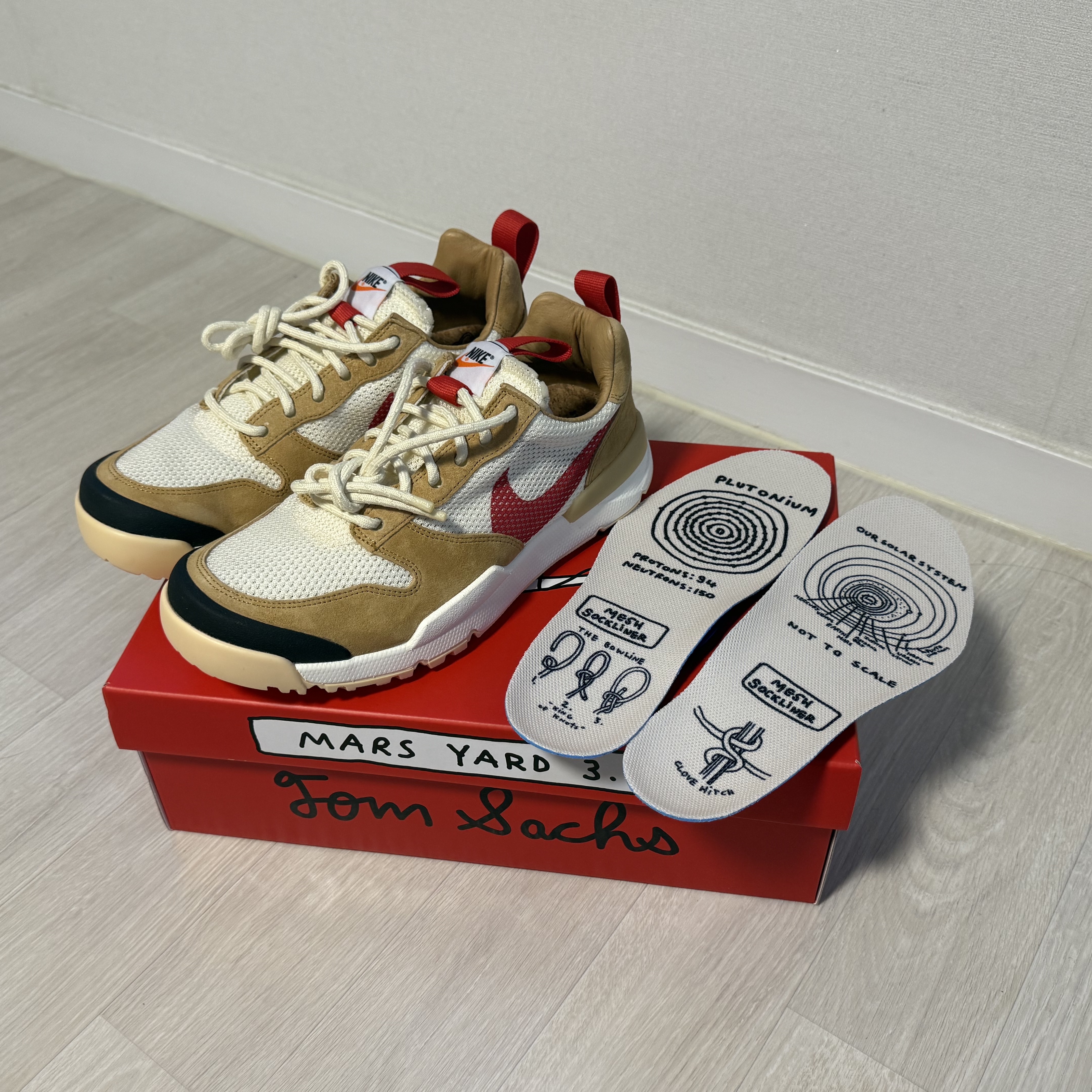 Nike x Tom Sachs Mars Yard Shoe 3.0 Space Camp 착용 스타일 - 3
