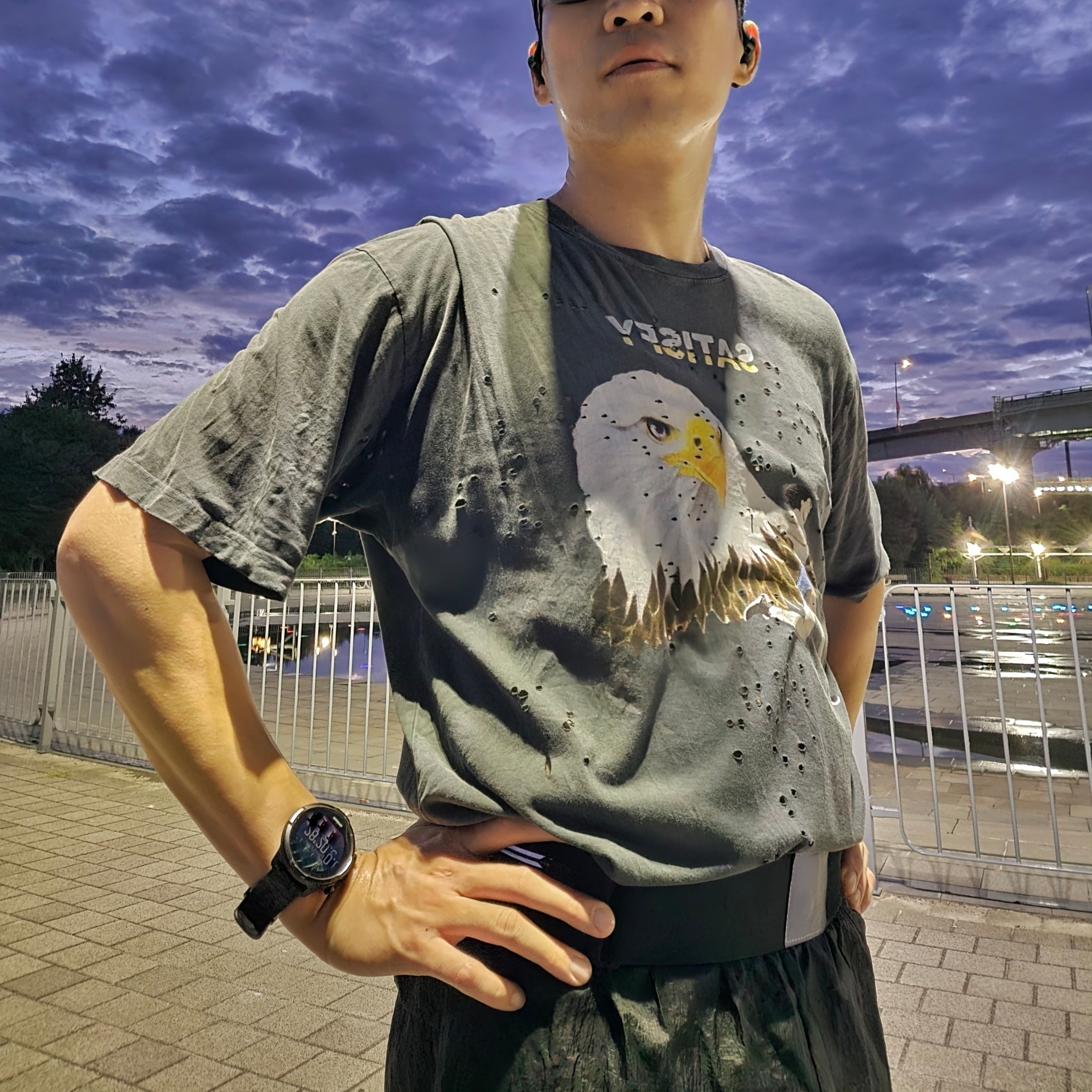 Satisfy Mothtech Eagle T-Shirt Aged Black 착용 스타일
