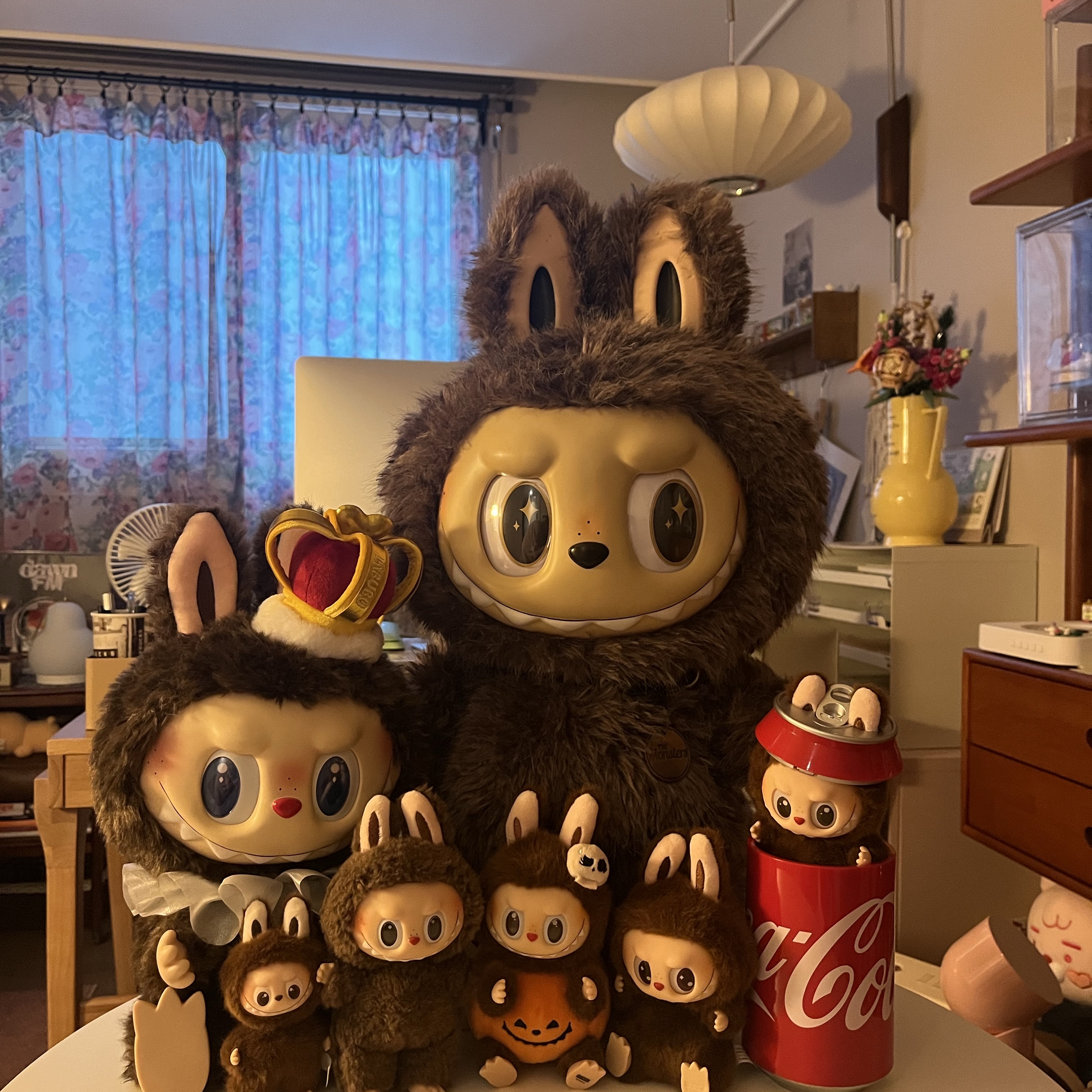 Pop Mart The Monsters Checkmate Series Doll 착용 스타일 - 2