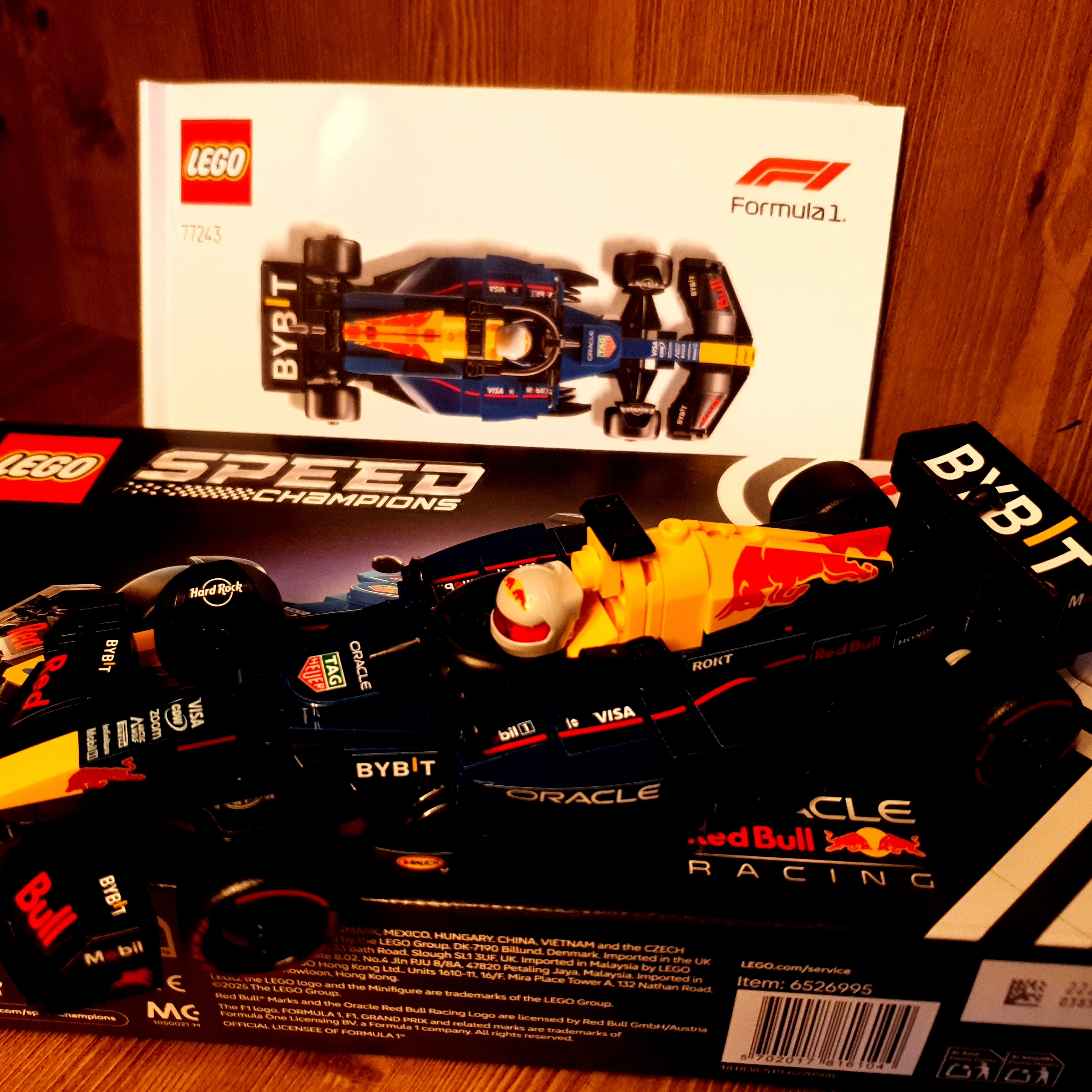 Lego Oracle Red Bull Racing RB20 F1 Race Car 착용 스타일