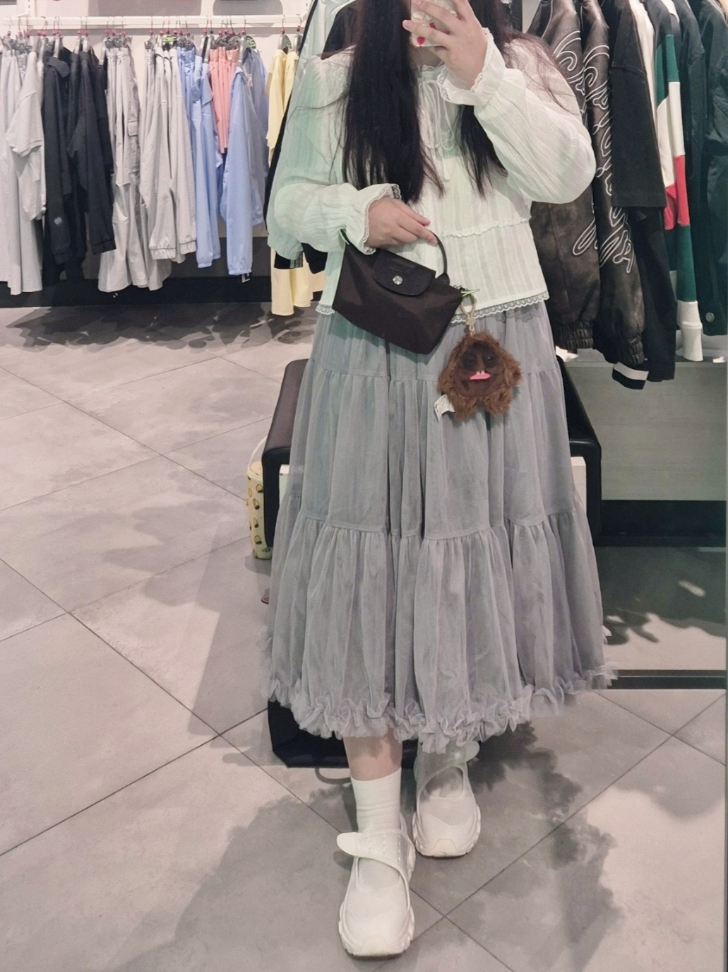 Fuggler Hedgy Grog Keyring Brown, (W) Adidas Adifom Megajane Cloud White Iron Metallic 착용 스타일