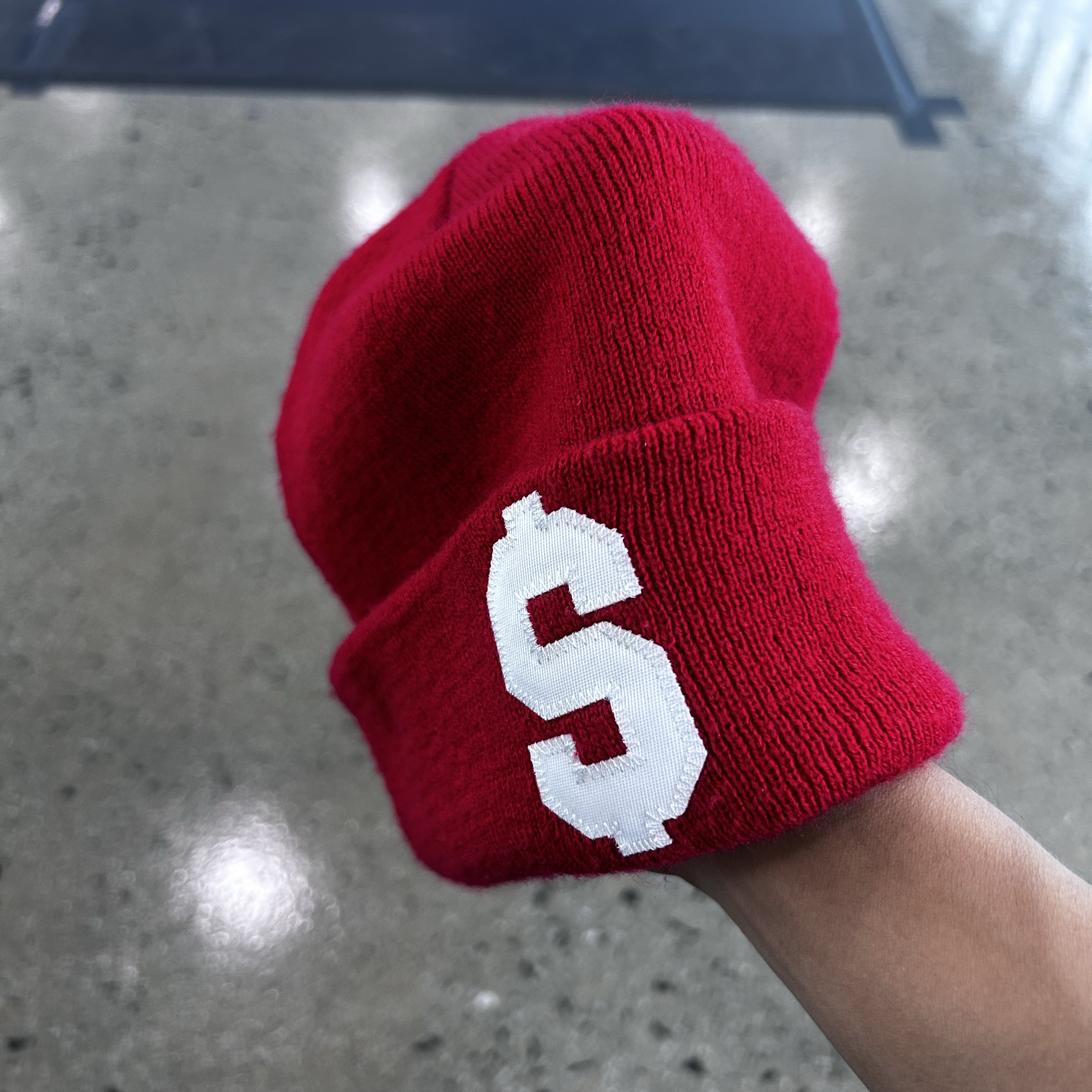 Supreme New Era $ Beanie Red - 24SS 착용 스타일