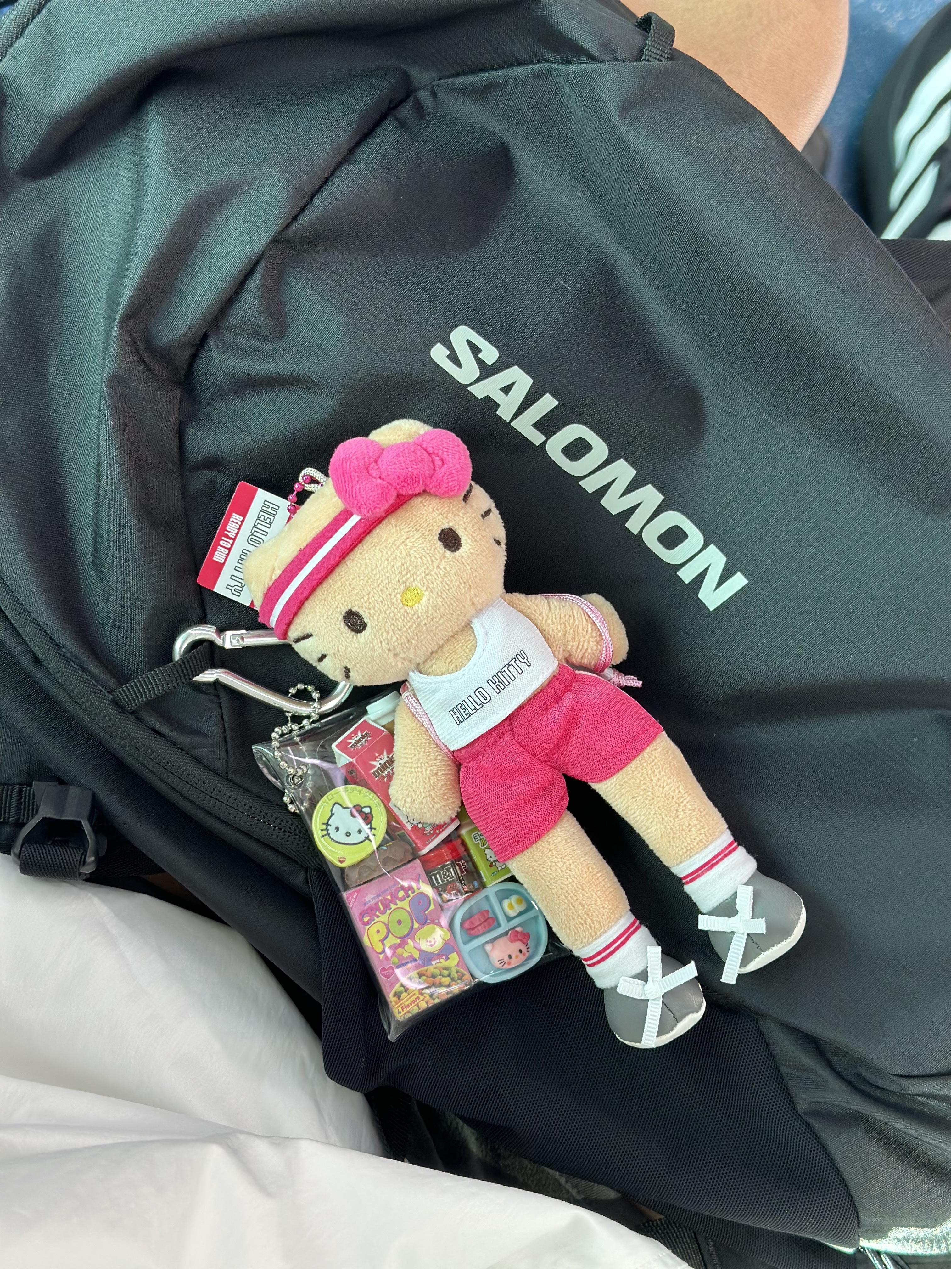 Adidas Adizero EVO SL Core Black Cloud White, Sanrio x Olive Young Cutie Run Doll Keyring Cutie Run Hello Kitty Edition 착용 스타일 - 6