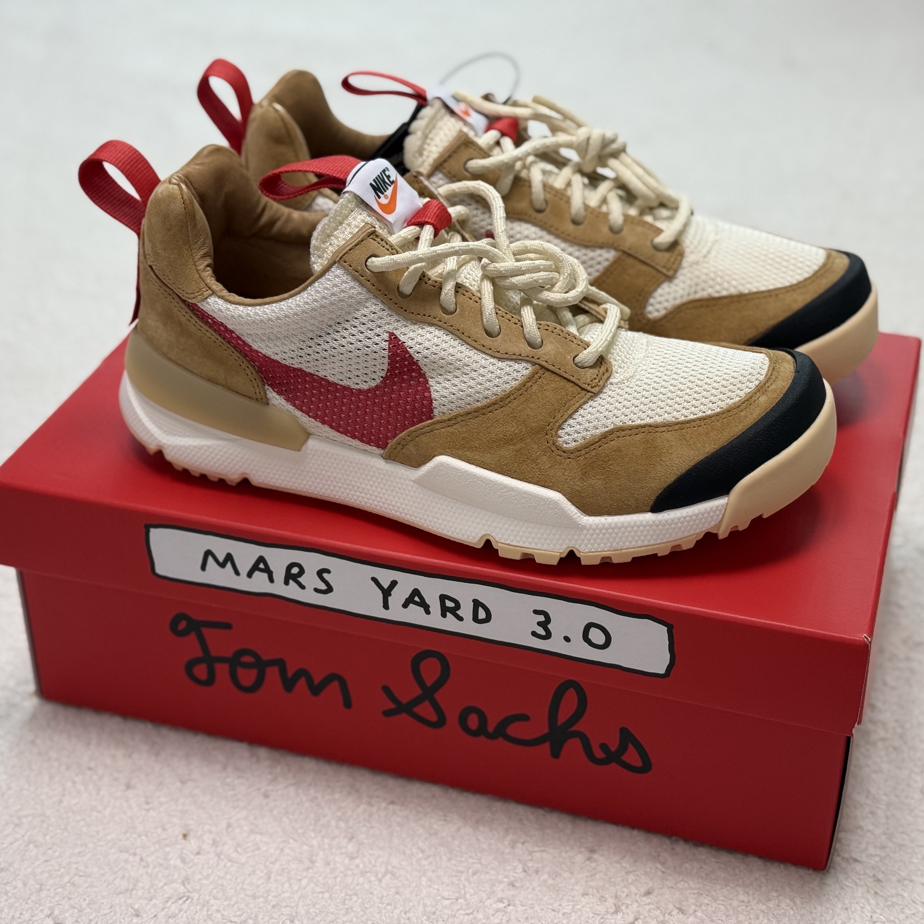 Nike x Tom Sachs Mars Yard Shoe 3.0 Space Camp 착용 스타일 - 1