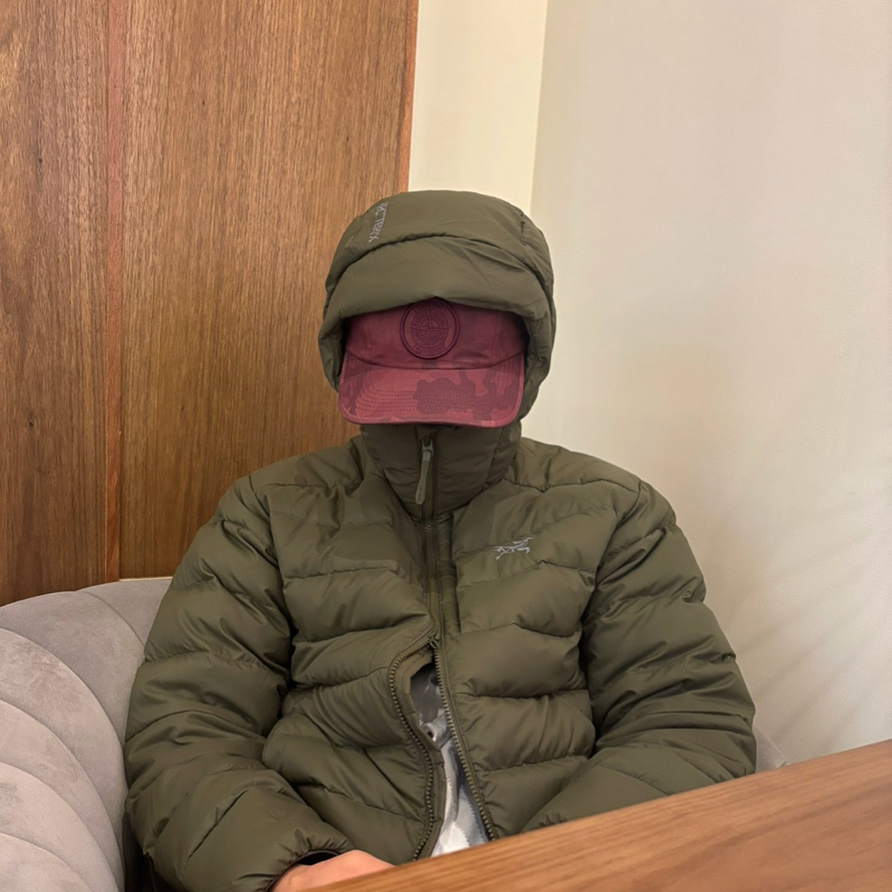 Arc'teryx Thorium Hoody Tatsu, Supreme x Stone Island Reactive Ice Camo Ripstop Camp Cap Red - 22SS 착용 스타일