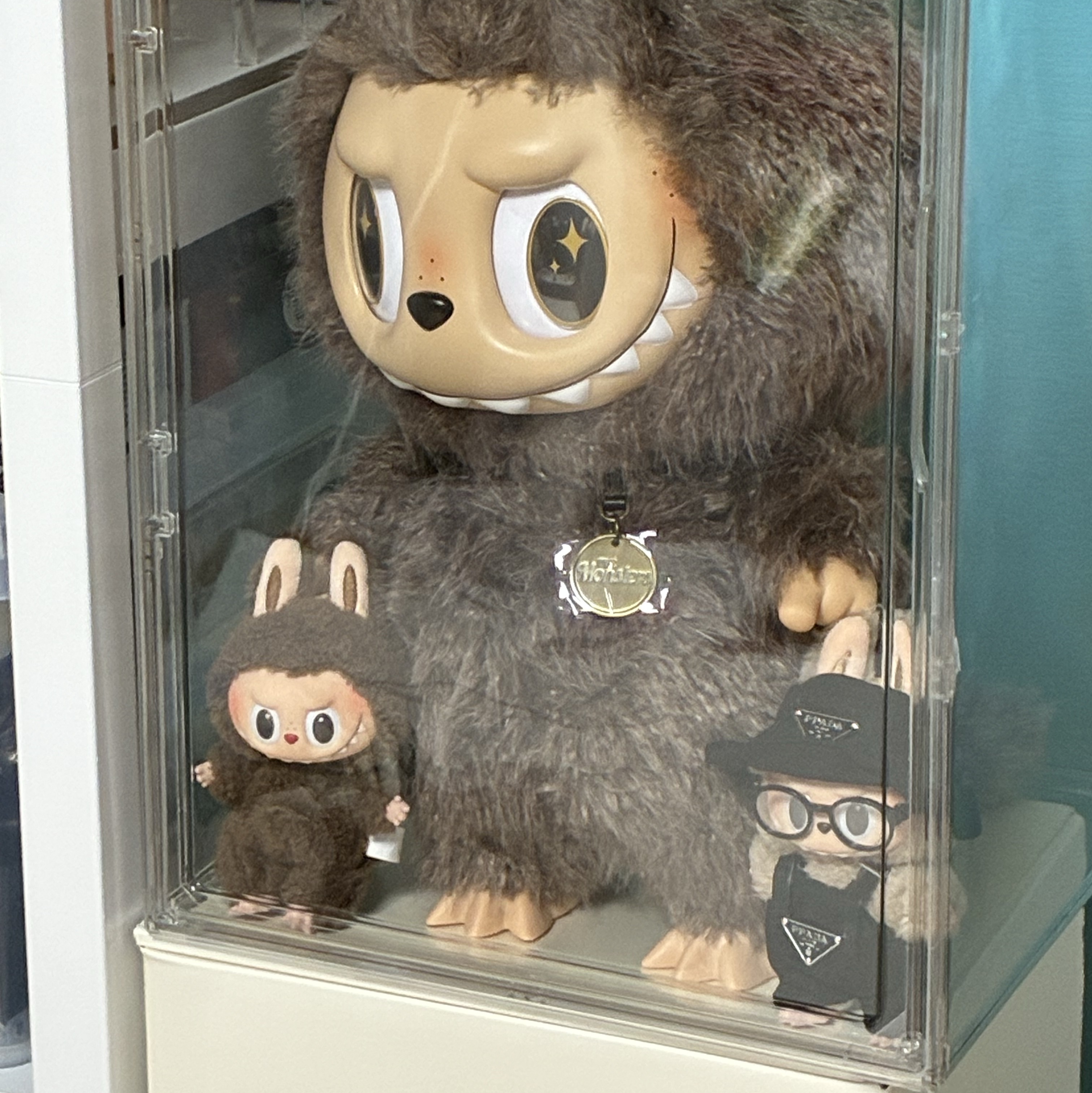 Pop Mart Labubu The Monsters Labubu Tasty Macarons Series Chestnut Cocoa Keyring (Opened Case), Pop Mart The Monsters I Found You Vinyl Face Doll 착용 스타일
