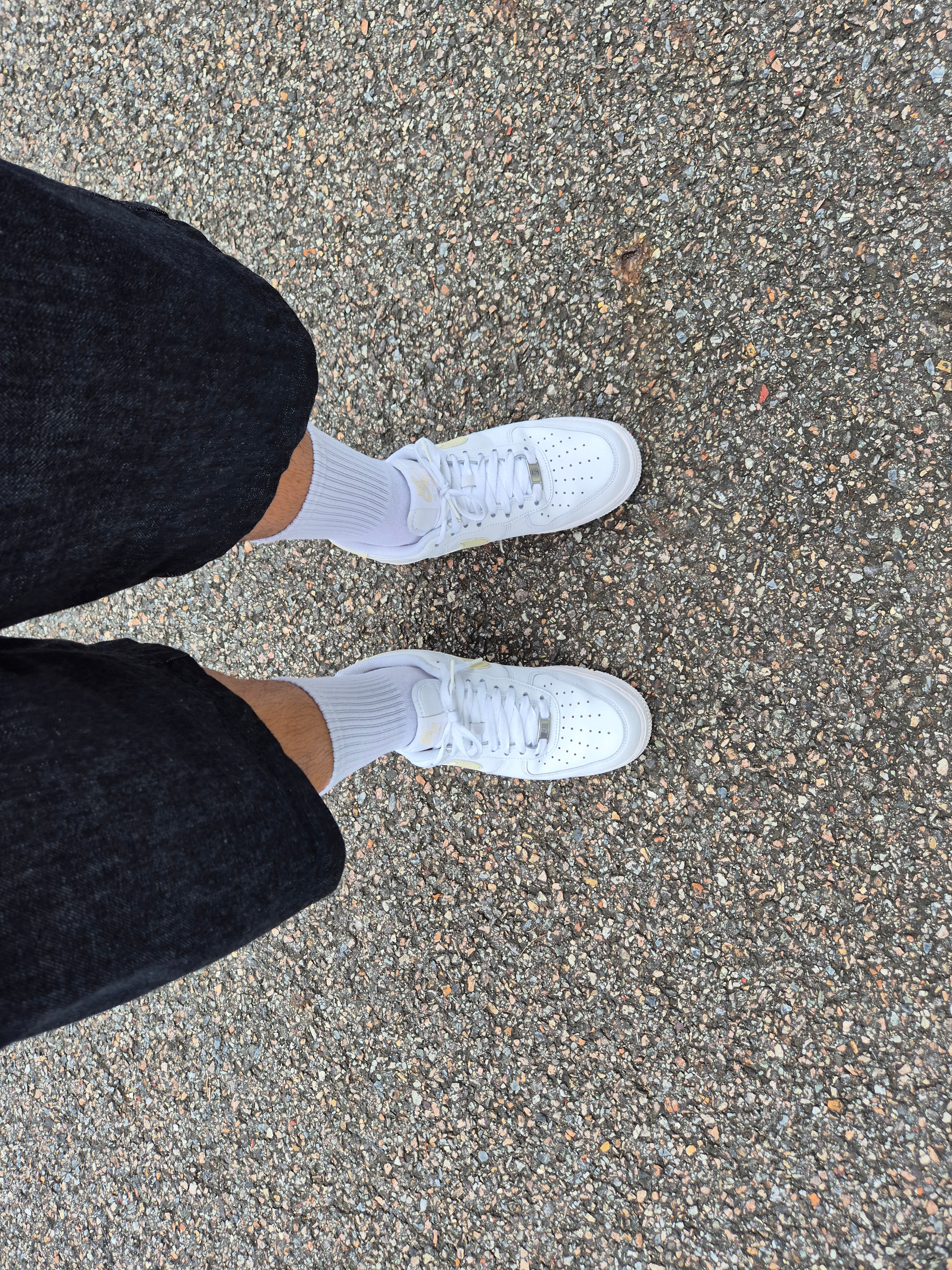 Nike Air Force 1 '07 Low White 착용 스타일