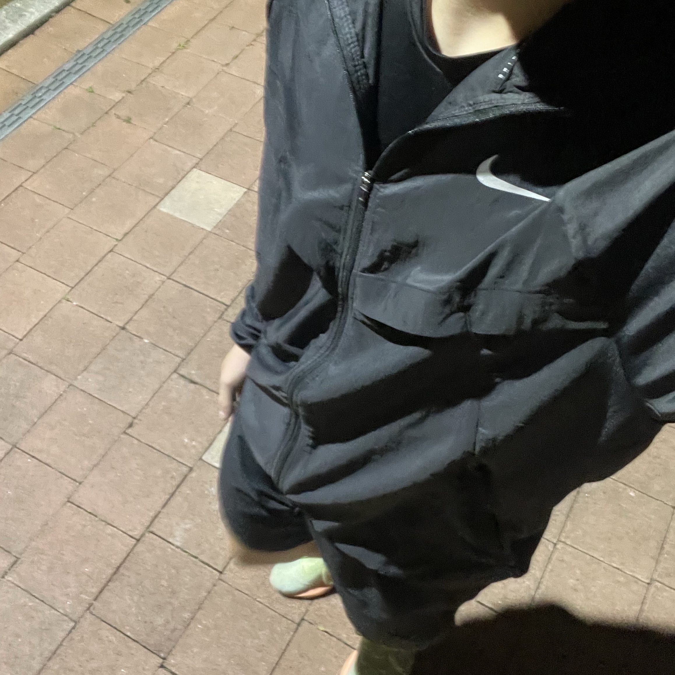 Nike Stride Repel UV Running Jacket Black - Asia, Asics Novablast 4 Cool Matcha Safety Yellow 착용 스타일