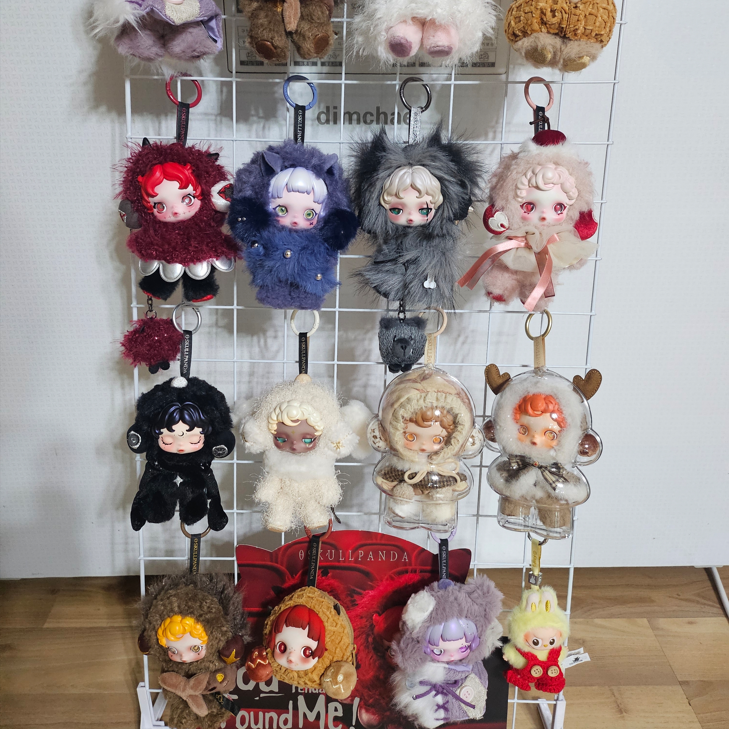 Pop Mart Skullpanda You Found Me ! Series Plush Doll Pendant Sandman (Opened Case) 착용 스타일