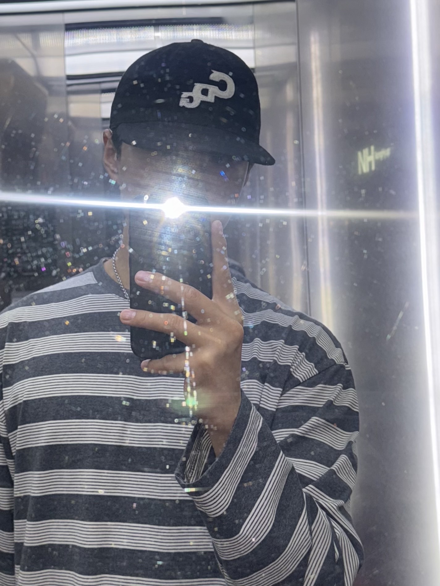 Our Legacy Delicate Ladon Necklace Silver, CDG x Ebbets Field Vintage Ball Cap 1 Black 착용 스타일 - 1