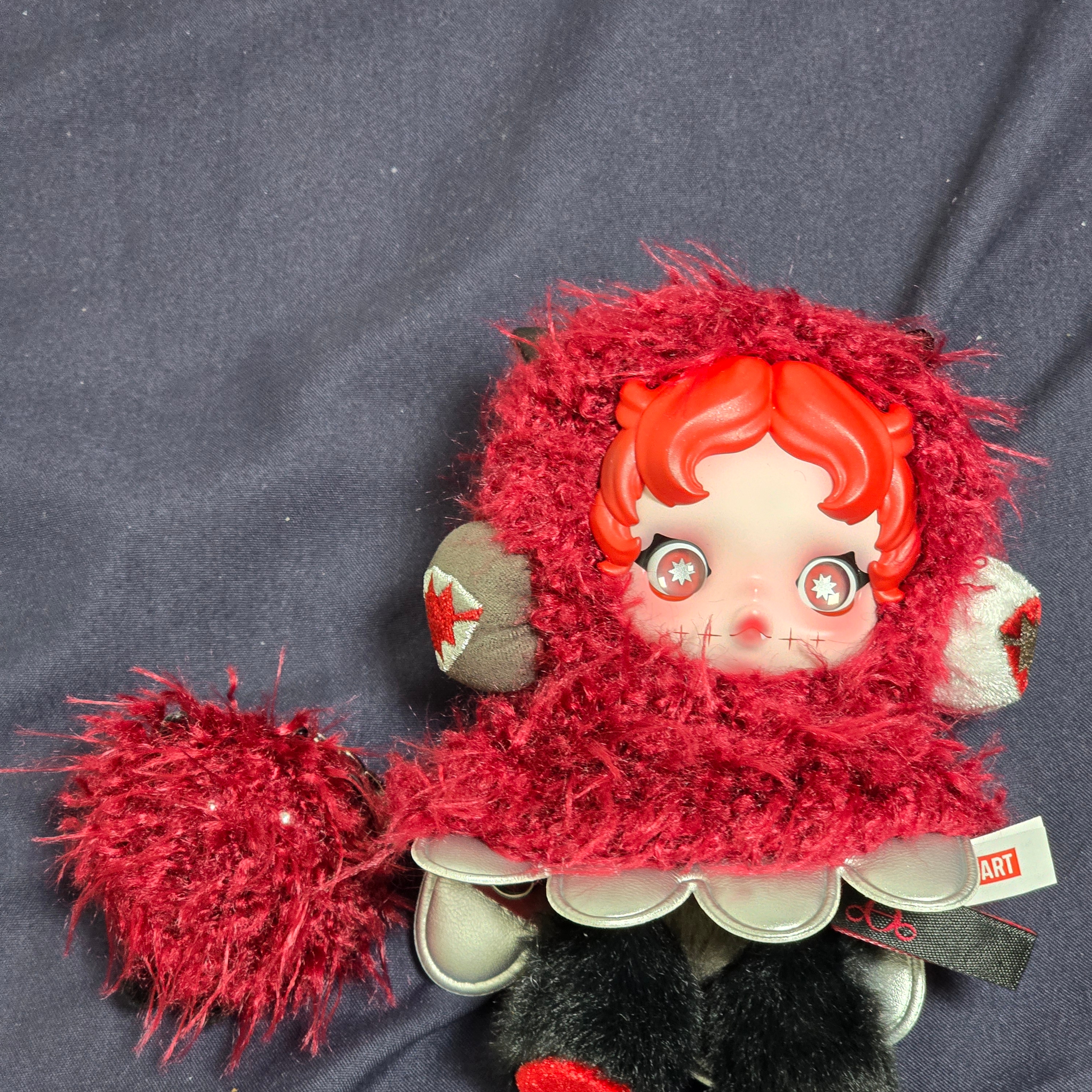 Pop Mart Skullpanda You Found Me ! Series Plush Doll Pendant Chomp (Opened Case) 착용 스타일