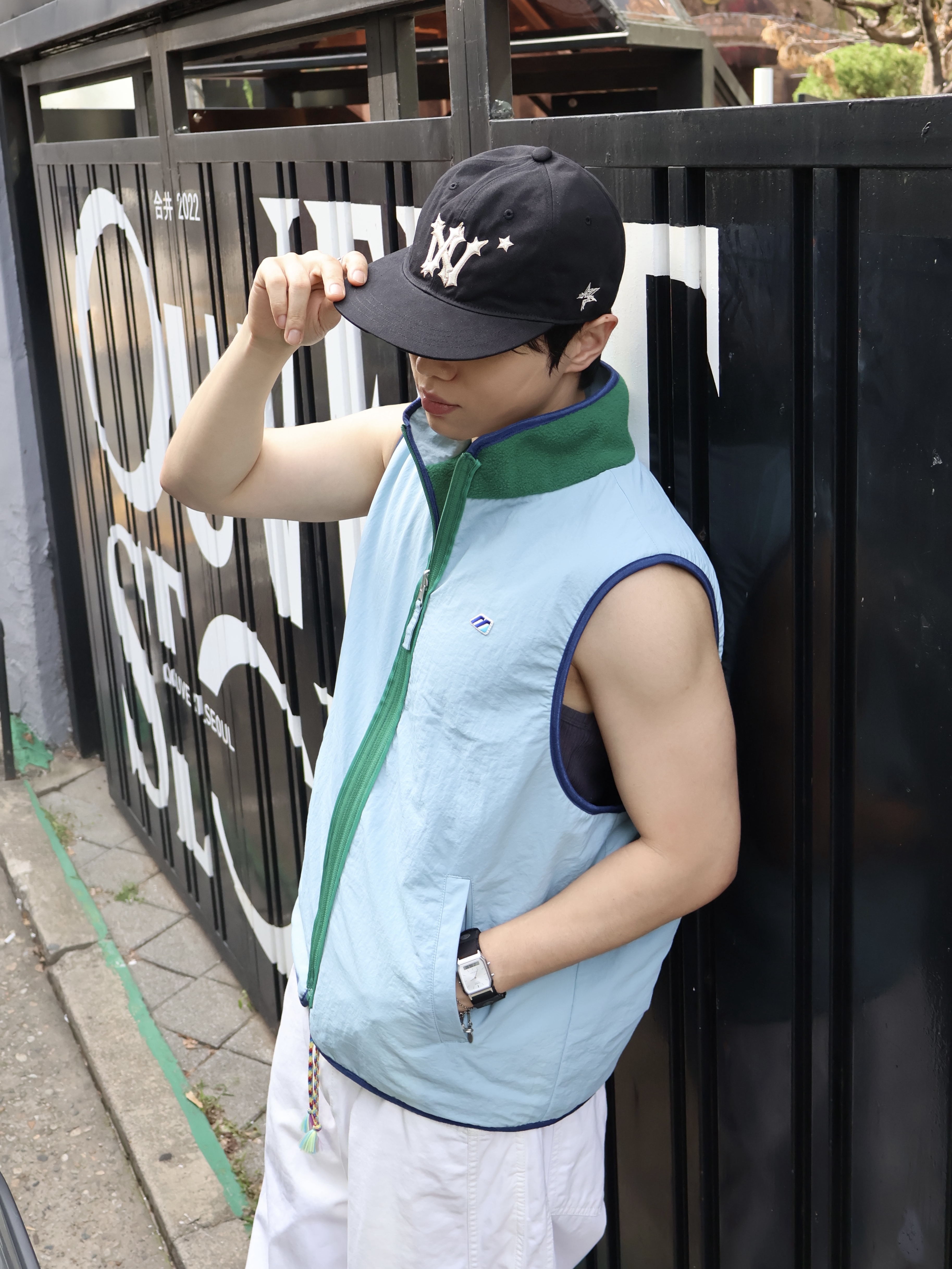 Aoiro 6-Panel Hikari A/N Fitted Cap Black 착용 스타일 - 3