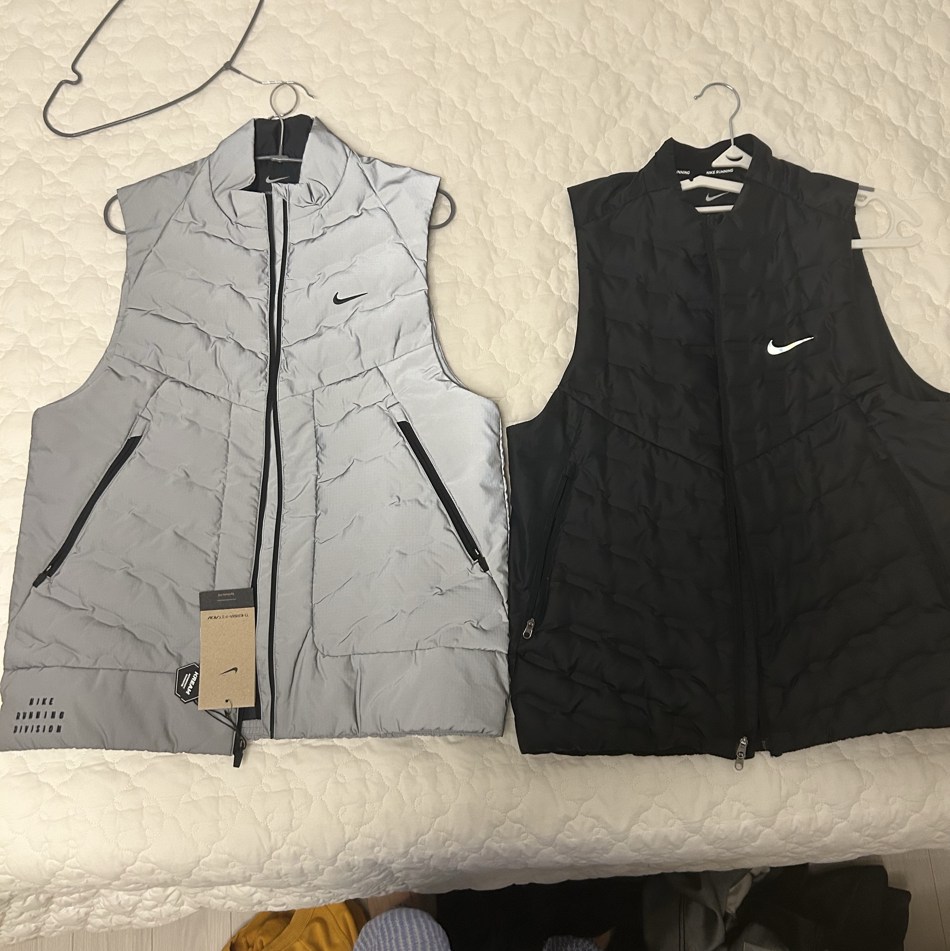 Nike Therma-Fit ADV Running Division Running Vest Reflect Silver - Asia, Nike Therma-Fit ADV Repel Down Running Vest Black - Asia 착용 스타일 - 5