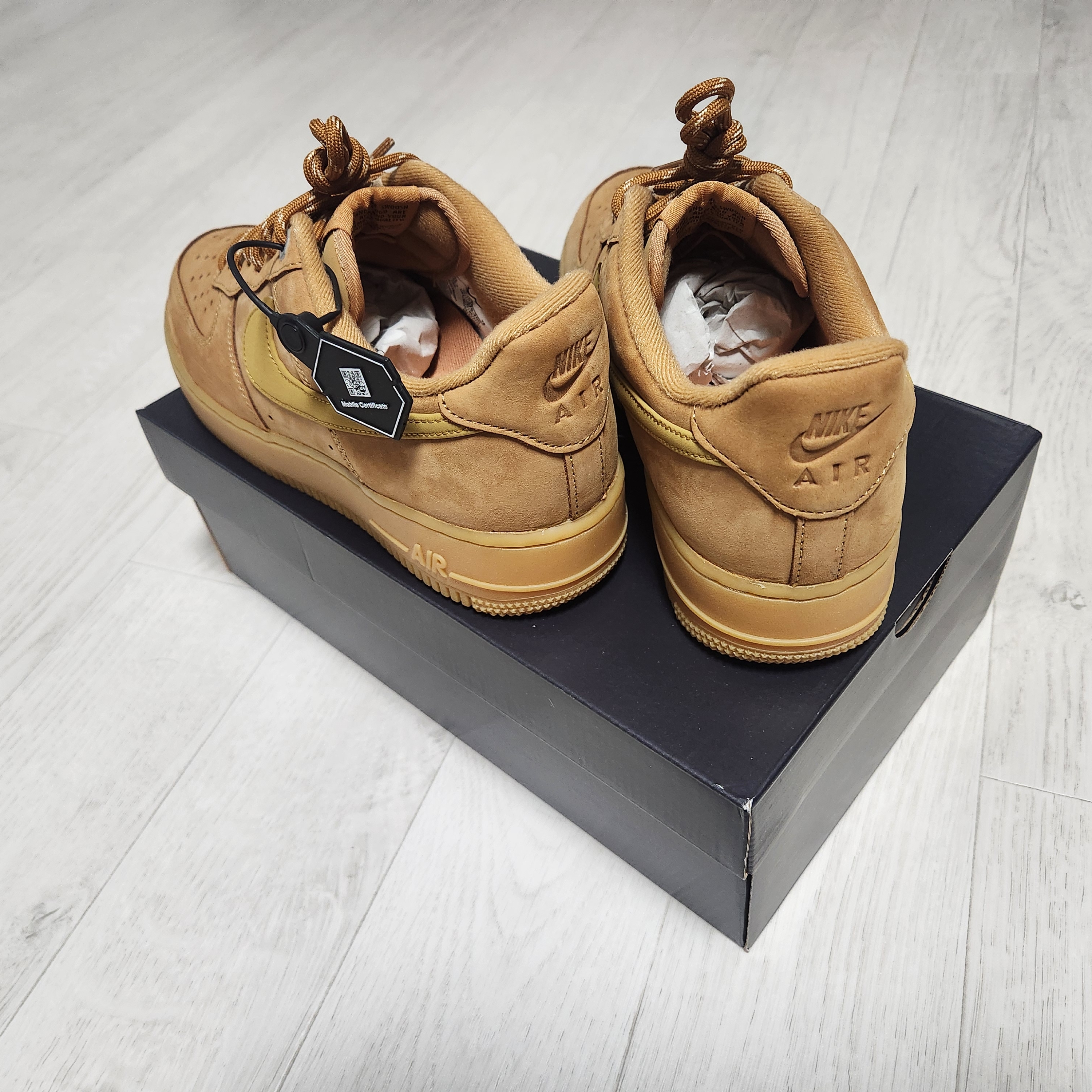 Nike Air Force 1 '07 WB Flax 착용 스타일 - 2