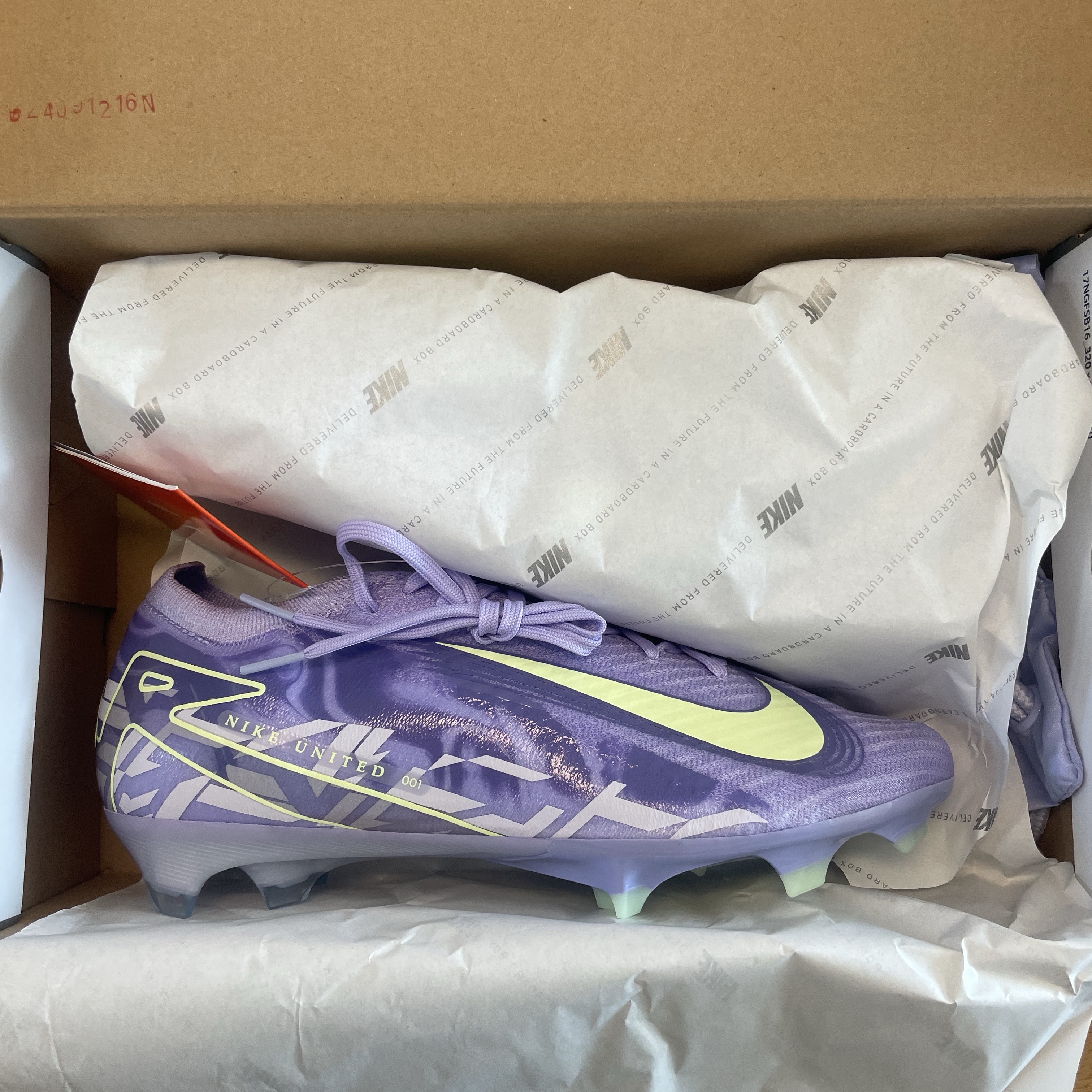 Nike Zoom Mercurial Vapor 16 Elite FG NU1 Purple Agate Barely Volt 착용 스타일