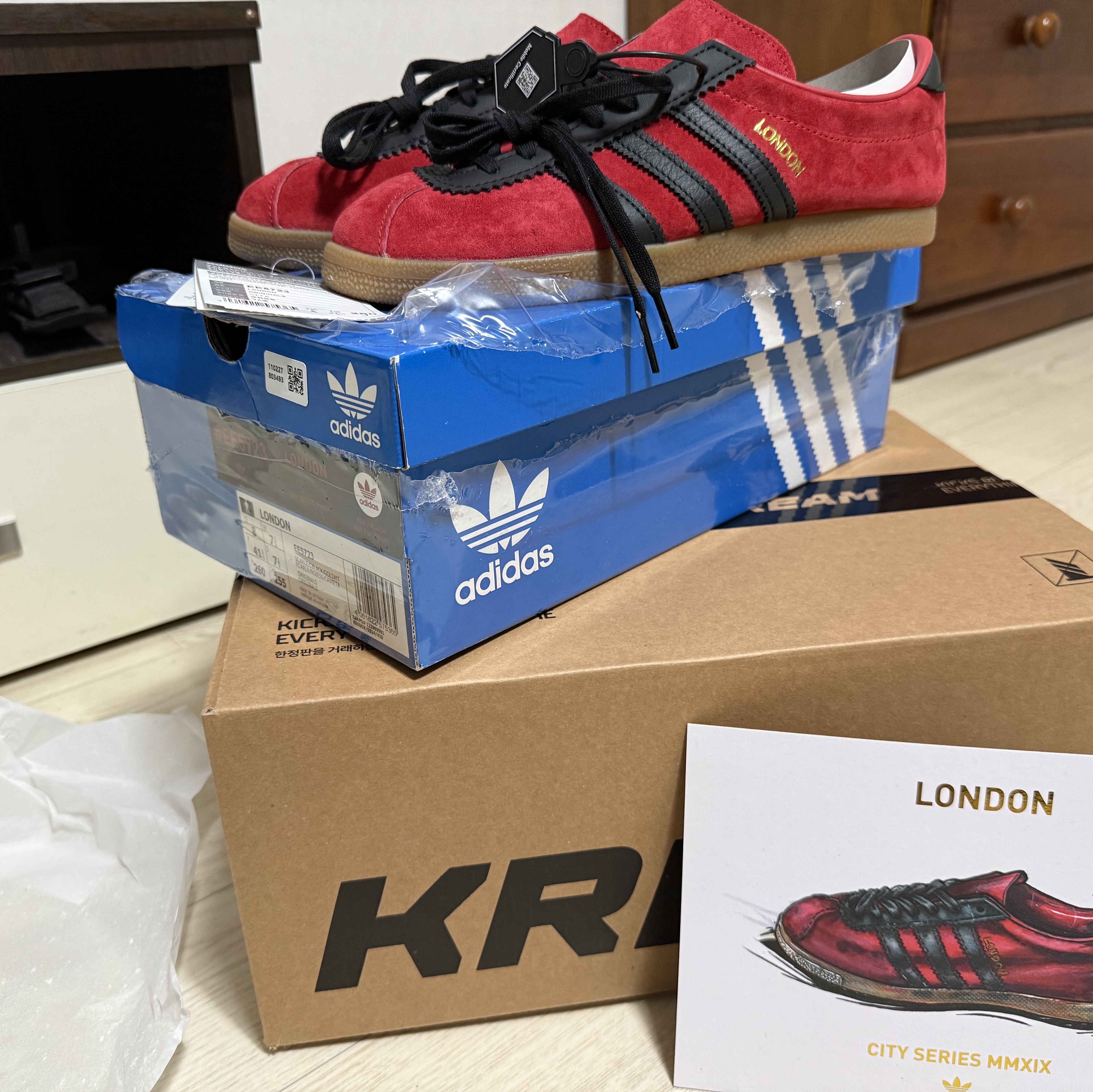 Adidas x Size? City Series London 착용 스타일