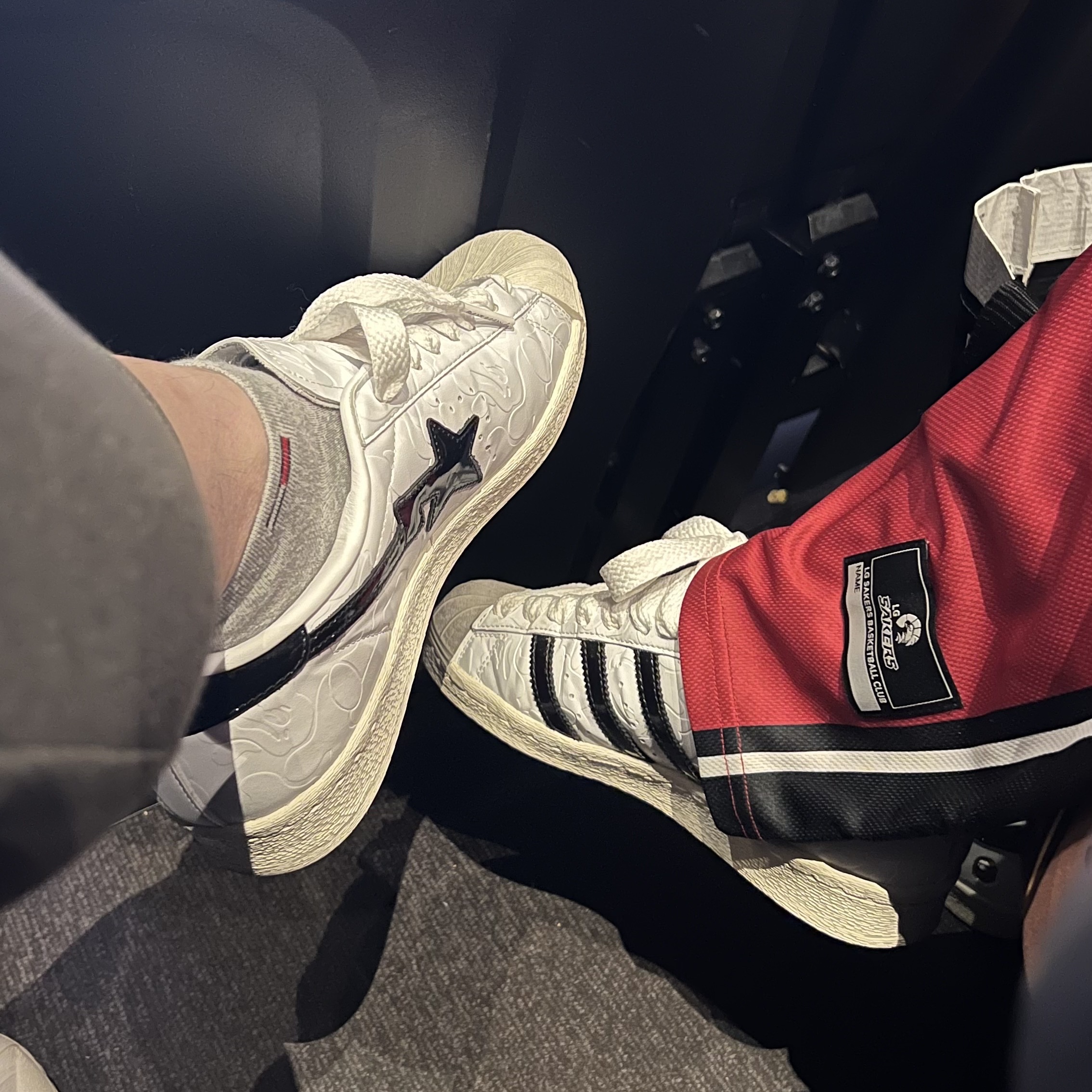 Adidas x BAPE Superstar Vintage Cloud White Core Black 착용 스타일