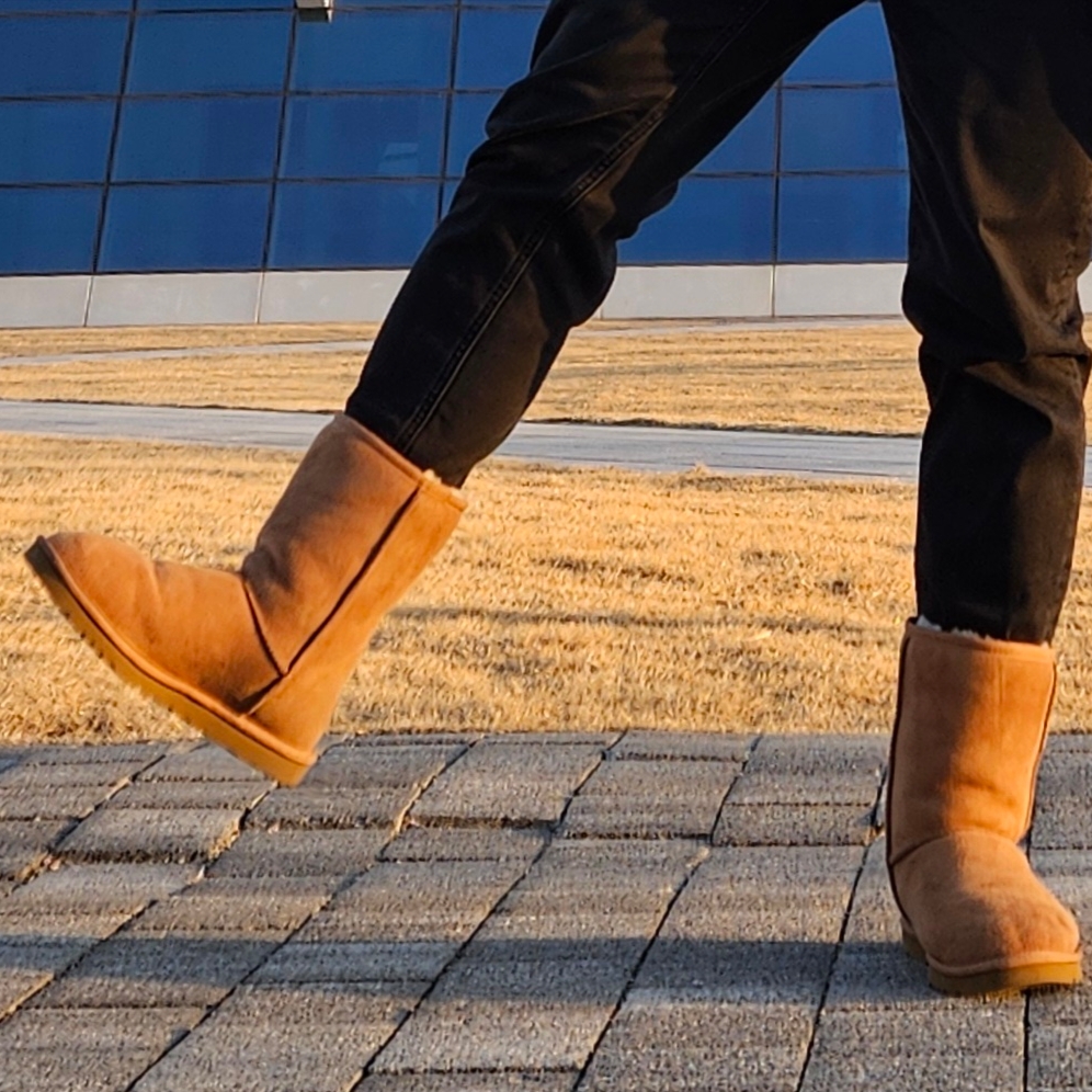 UGG Classic Short Boots Chestnut, (W) UGG Classic Short II Boots Chestnut 착용 스타일 - 2