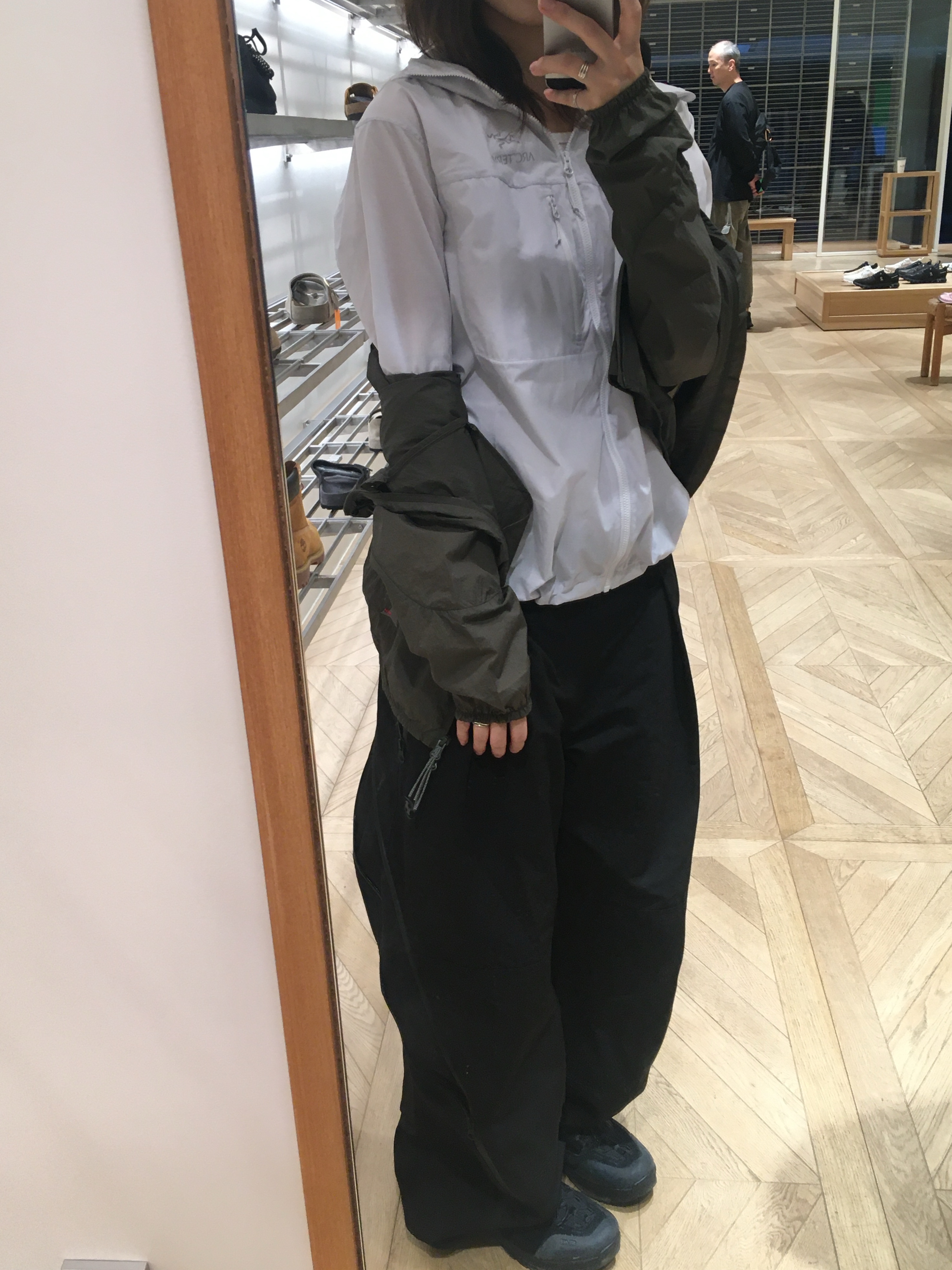 ROA Packable Wind Jacket Dark Olive - 25SS, (W) Arc'teryx Squamish Hoody Atmos 착용 스타일