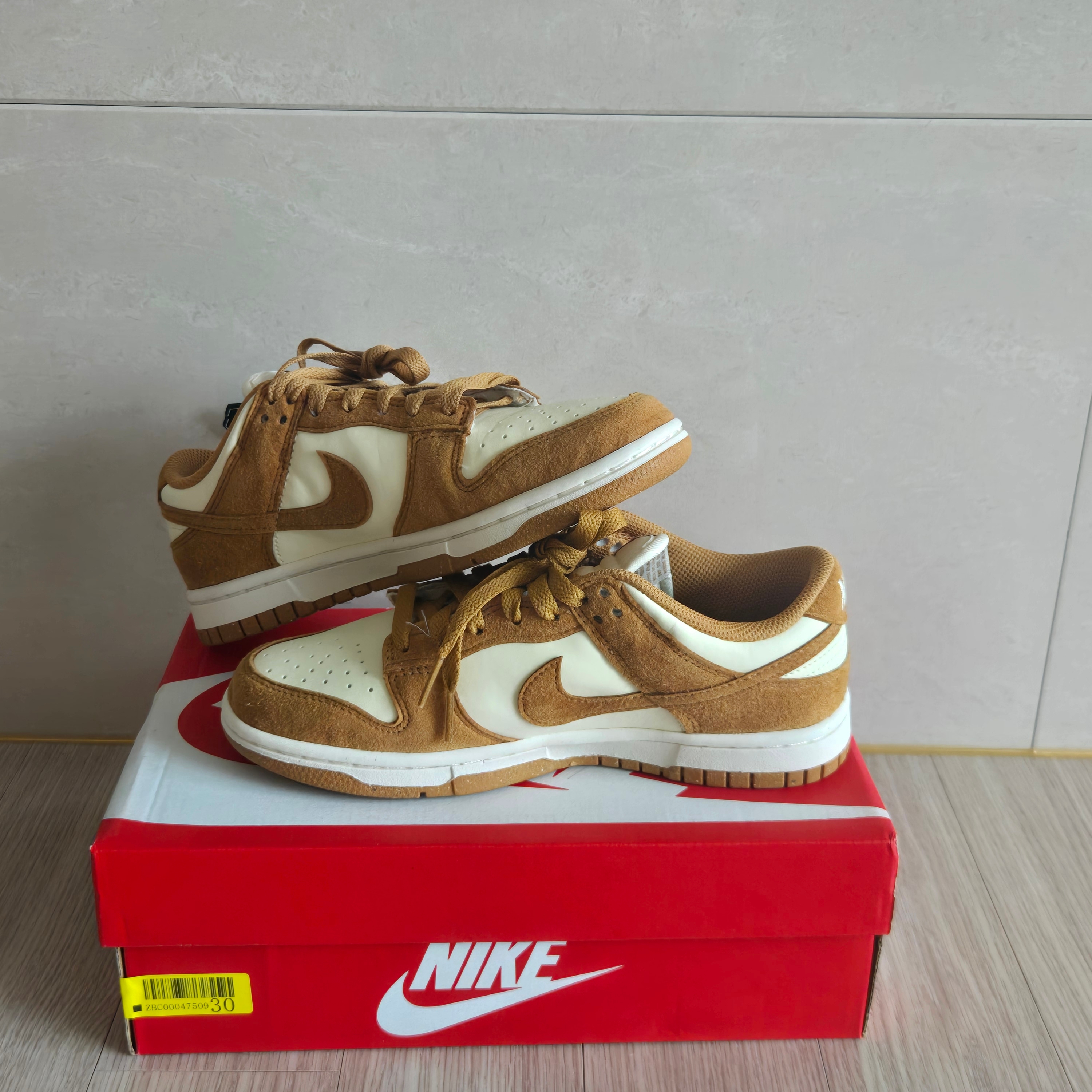 (W) Nike Dunk Low Next Nature Coconut Milk Sail 착용 스타일 - 1