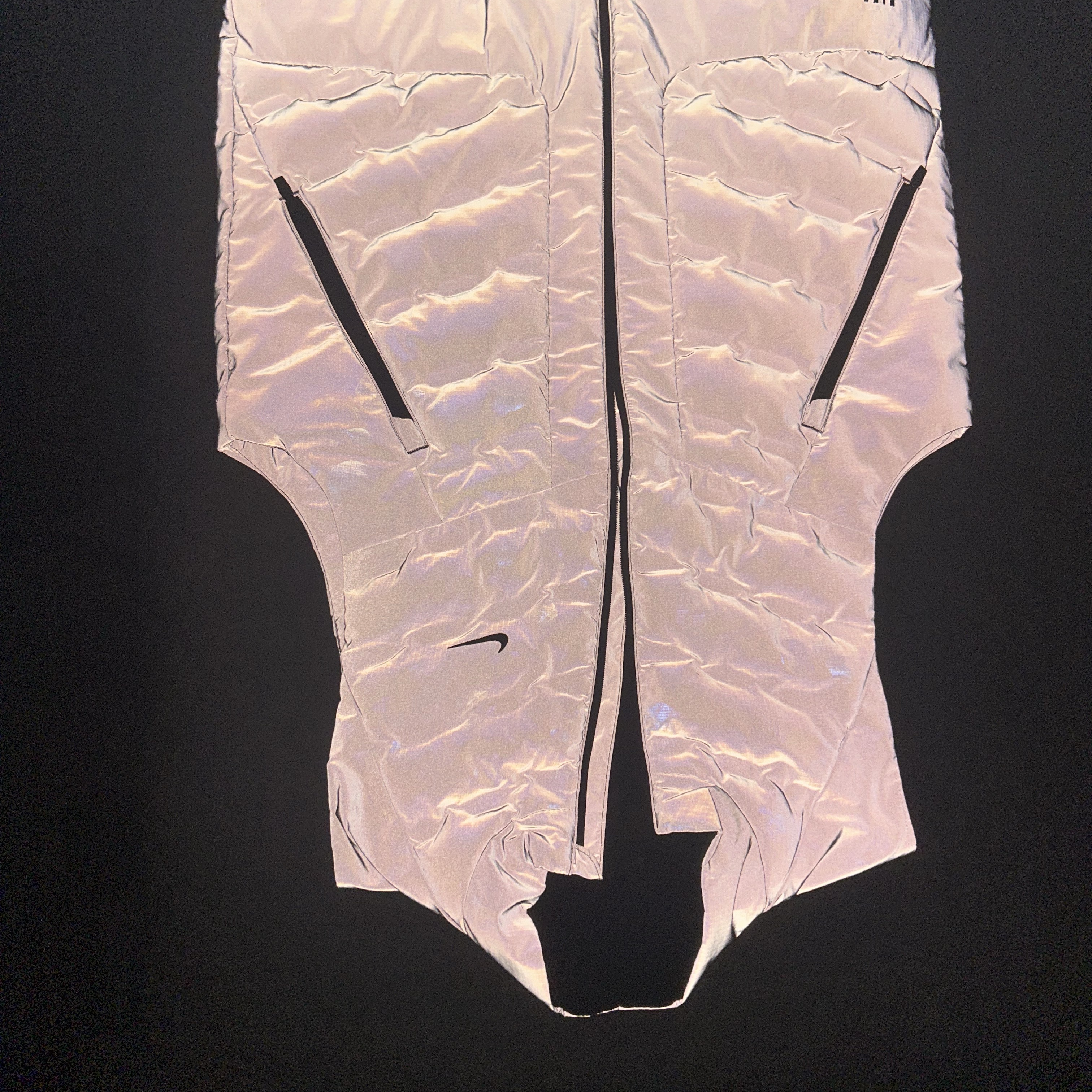 Nike Therma-Fit ADV Running Division Running Vest Reflect Silver - Asia, Nike Therma-Fit ADV Repel Down Running Vest Black - Asia 착용 스타일 - 3
