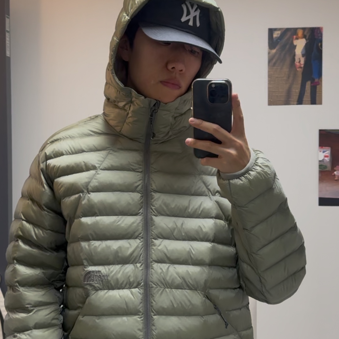 The North Face Ventus On Jacket Light Khaki 착용 스타일